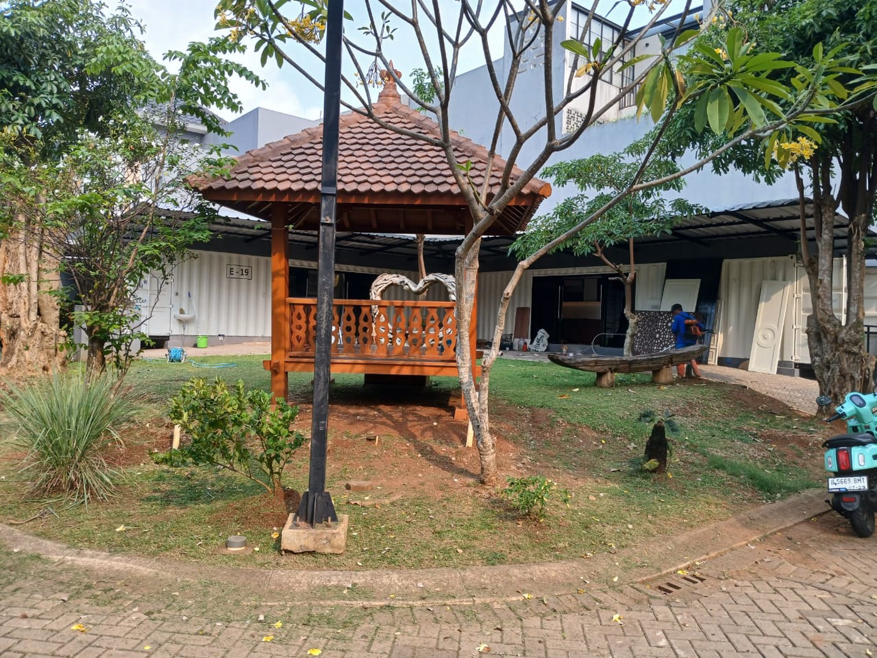 Kavling siap bangun,hoek di Bintaro Jaya 7