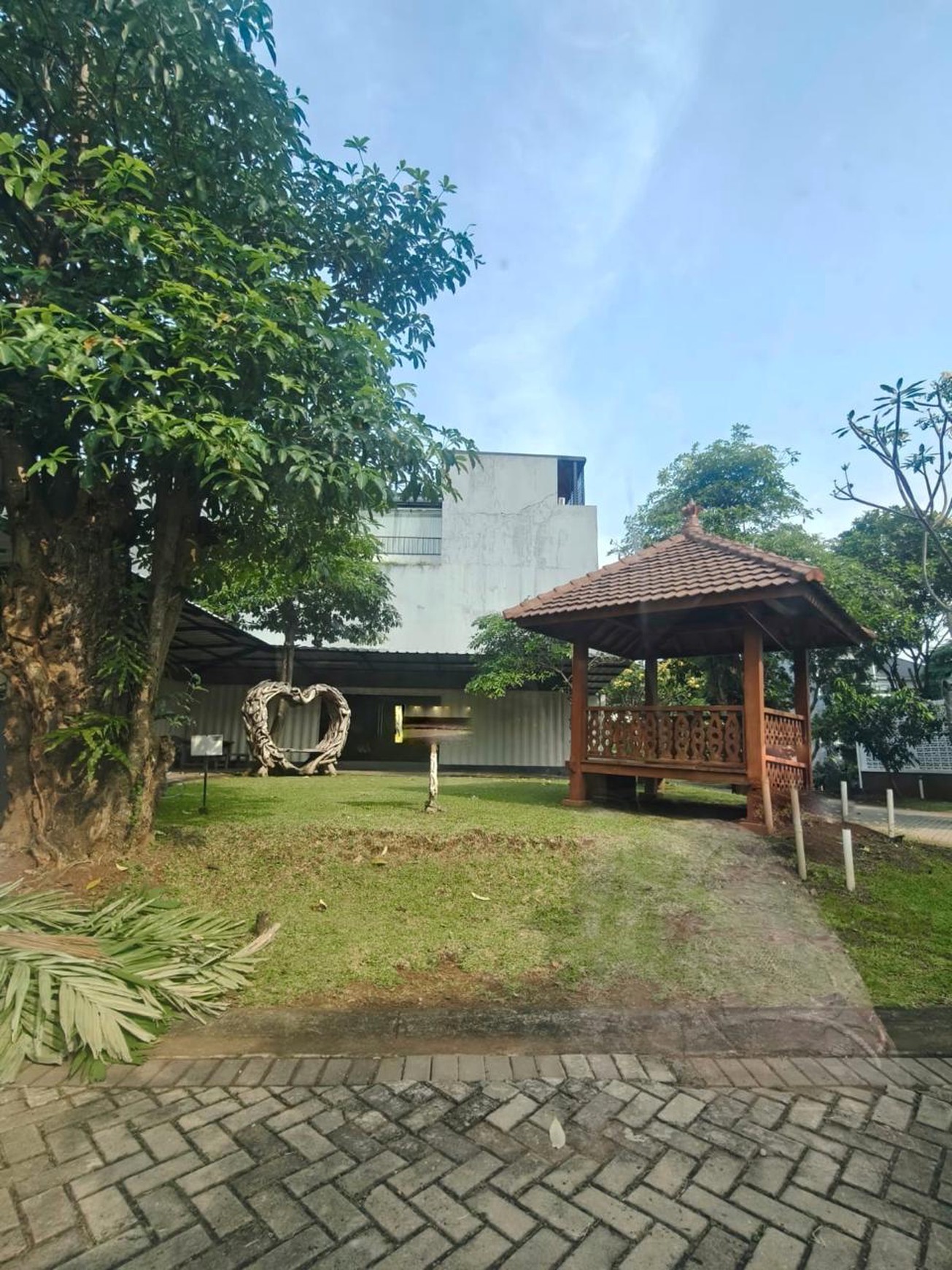 Kavling siap bangun,hoek di Bintaro Jaya 7