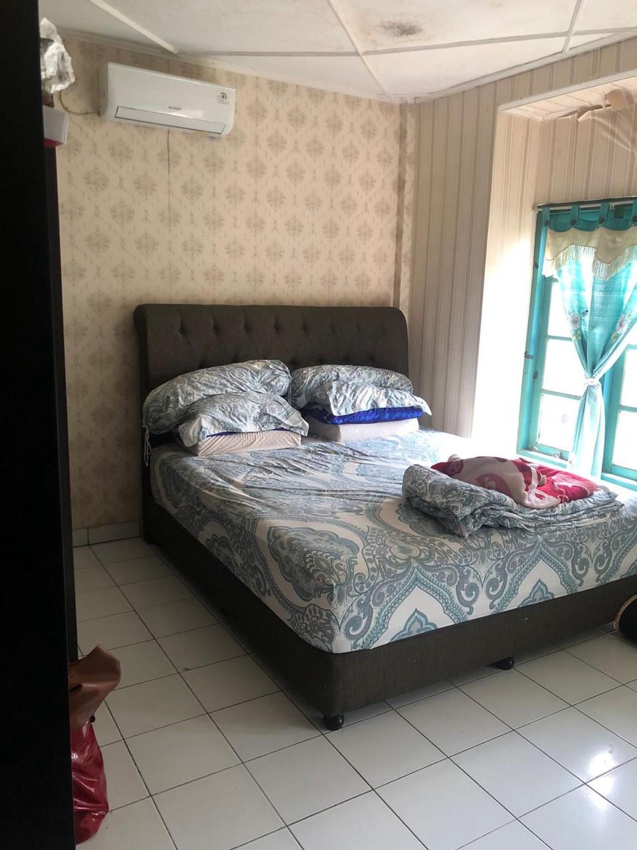 Rumah Cocok Untuk Keluarga Besar Lokasi Strategis di Wirobrajan Yogyakarta 