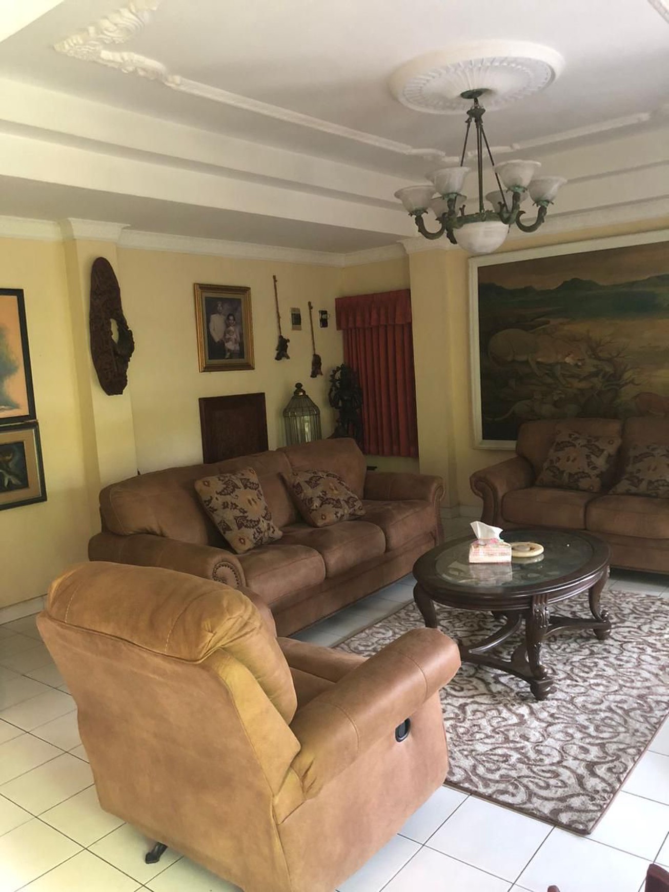 Rumah Cocok Untuk Keluarga Besar Lokasi Strategis di Wirobrajan Yogyakarta 