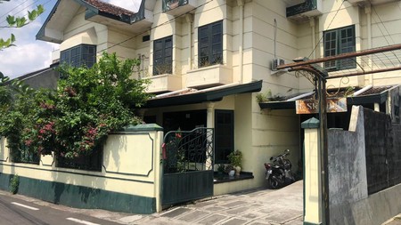 Rumah Cocok Untuk Keluarga Besar Lokasi Strategis di Wirobrajan Yogyakarta 