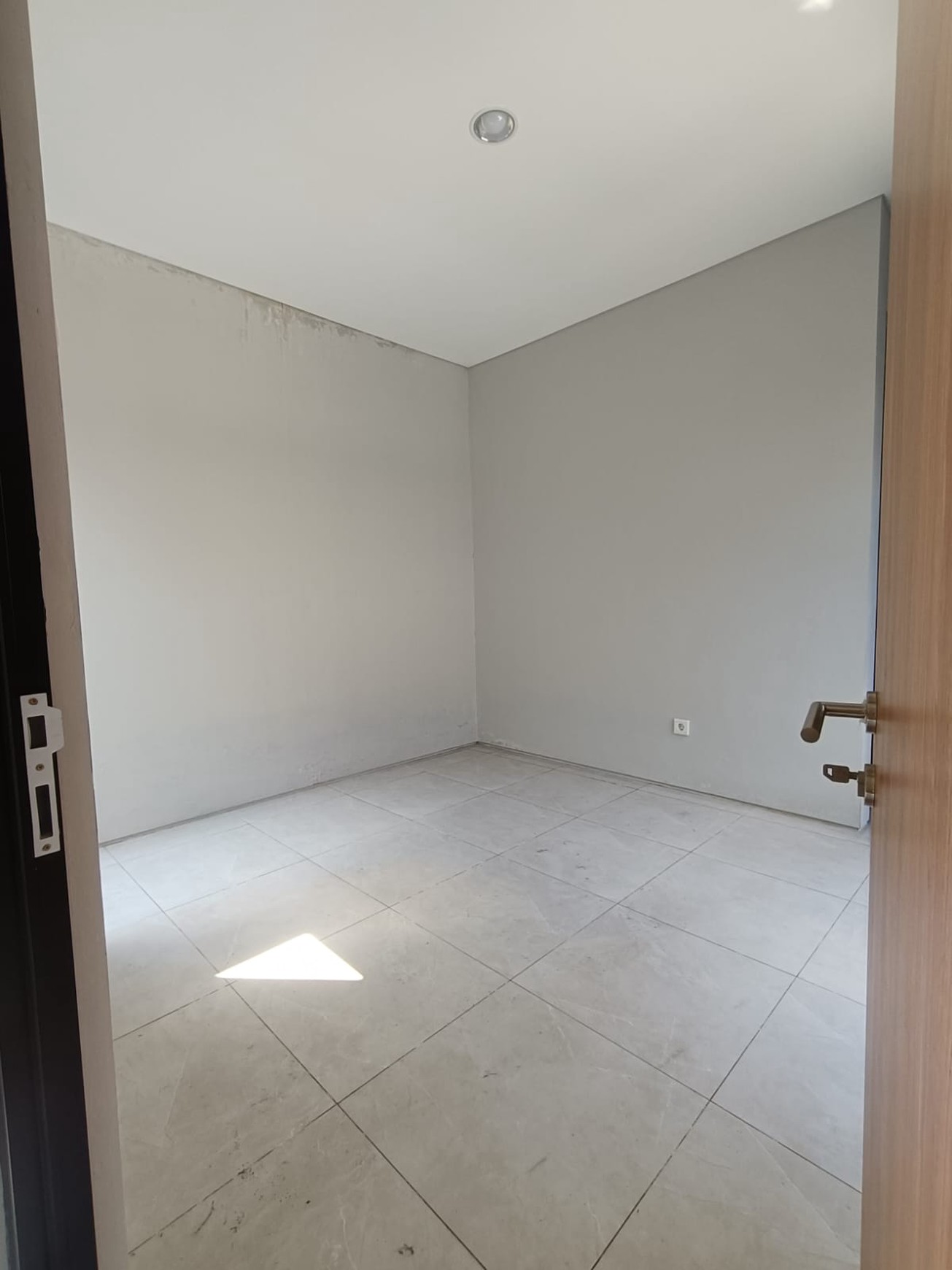 Dijual Cepat Z Living , Grand Wisata