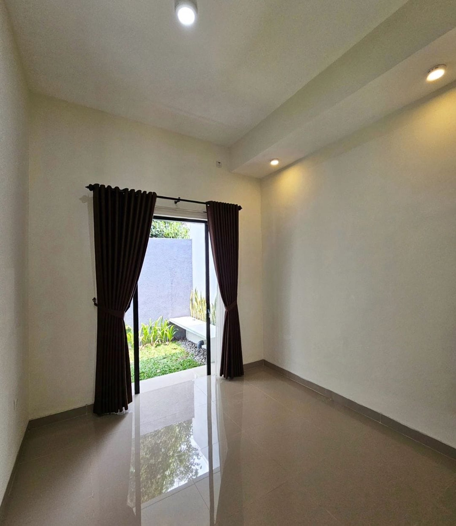 Rumah Minimalis Modern Lokasi Strategis Dekat Kampus UII Ngaglik Sleman 