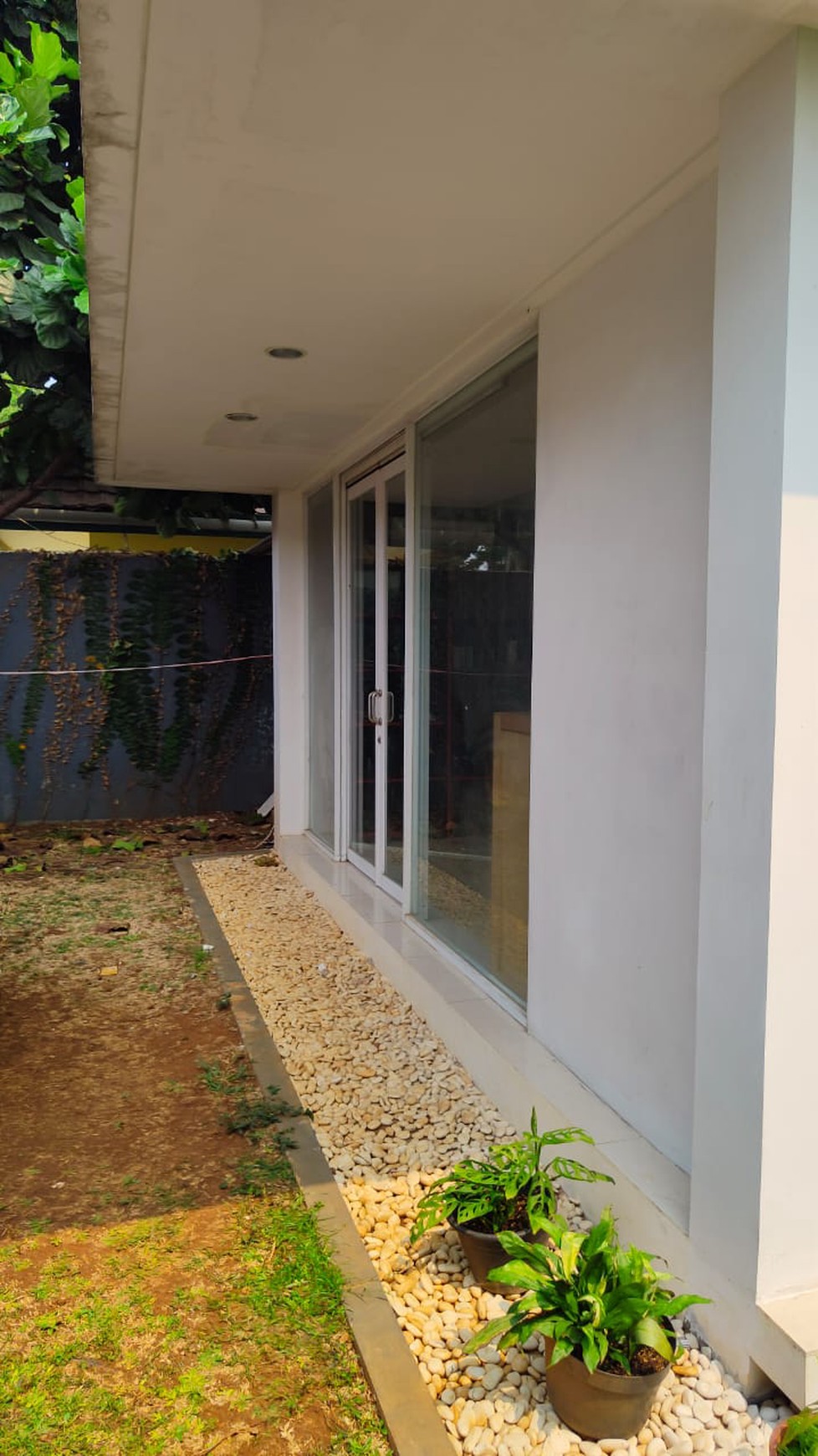 RUMAH MEWAH, TERAWAT DAN KEKINIAN! Rumah Bagya di Jln. H. Gandun