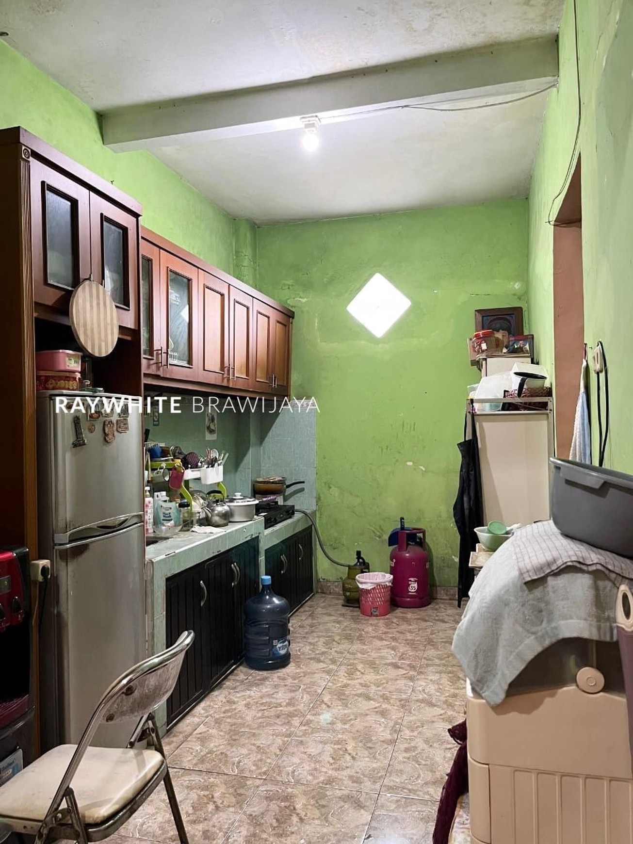 Rumah dalam kompleks Area Cimanggis Depok