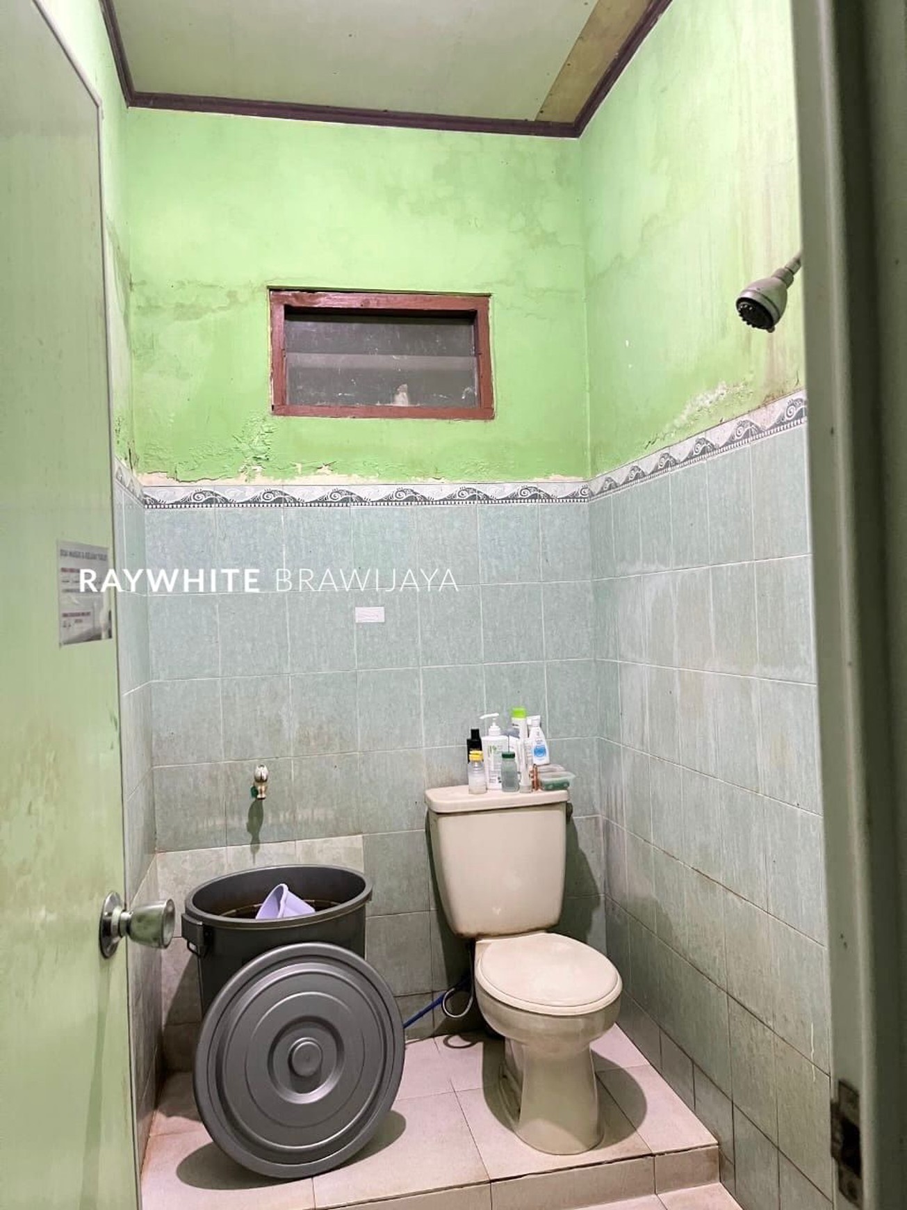 Rumah dalam kompleks Area Cimanggis Depok