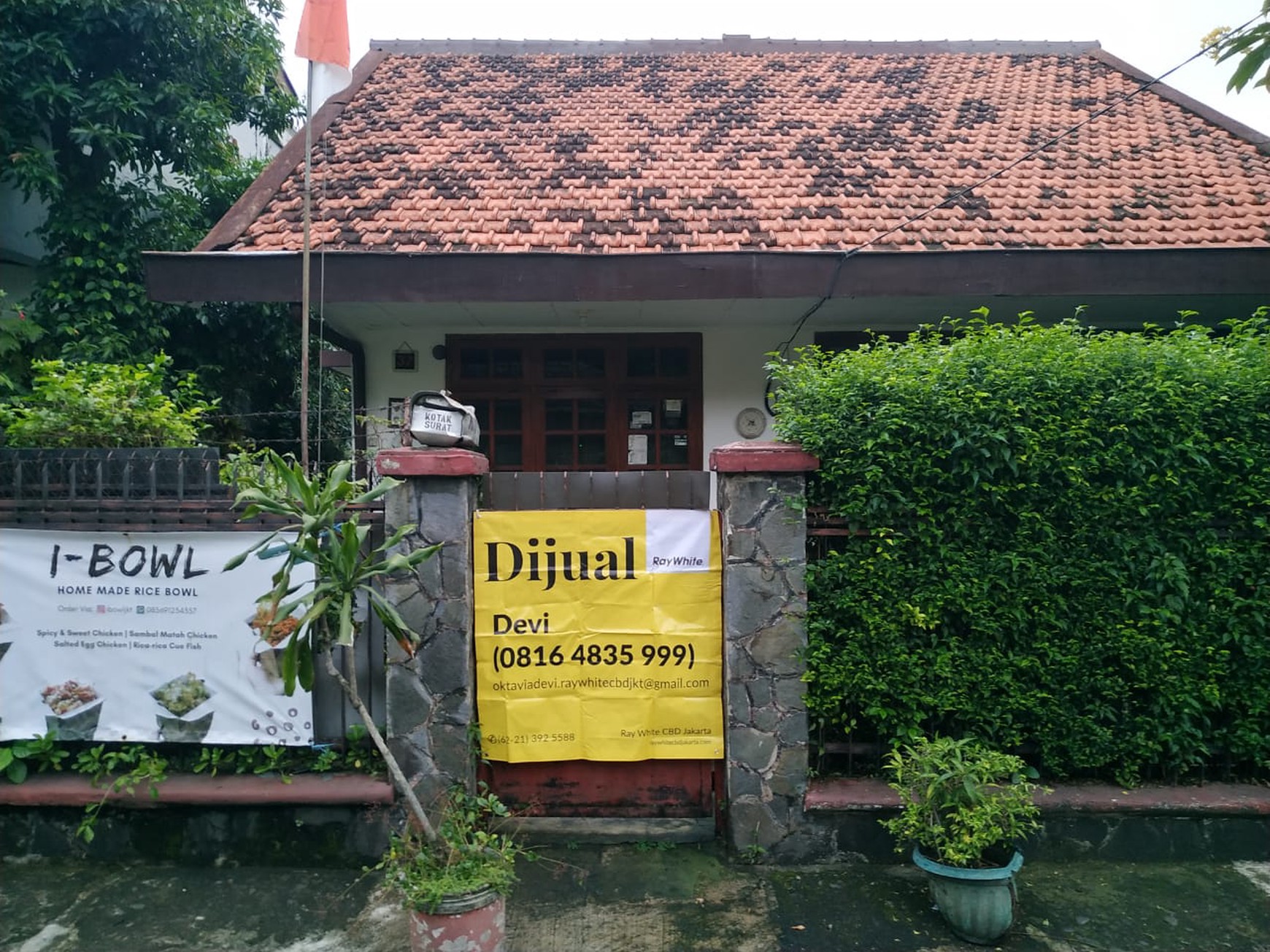 Rumah di Komplek Depkes Kramatjati Cocok untuk Usaha,Kos2an,dekat dengan RS PolriDengan