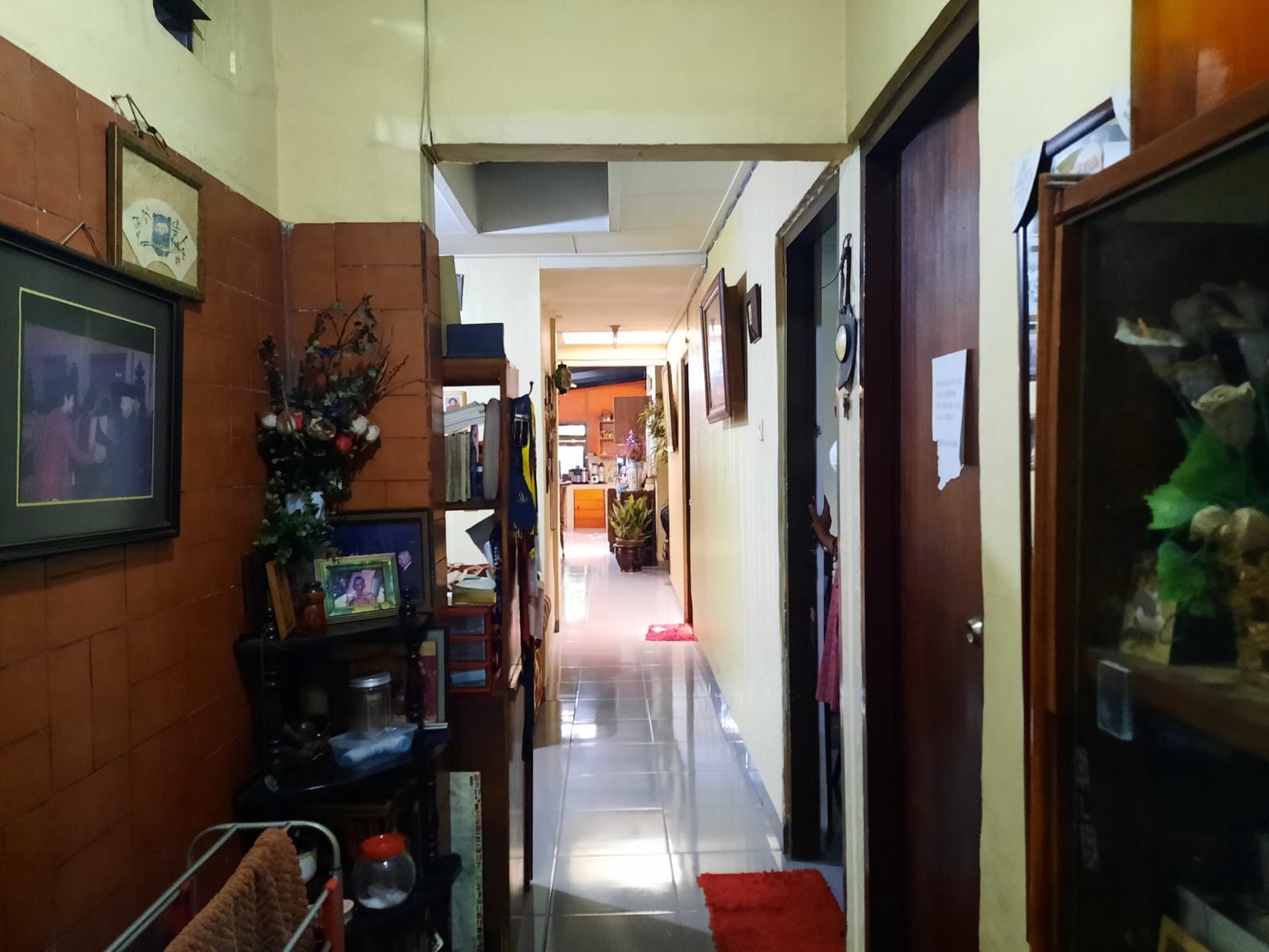 Rumah di Komplek Depkes Kramatjati Cocok untuk Usaha,Kos2an,dekat dengan RS PolriDengan