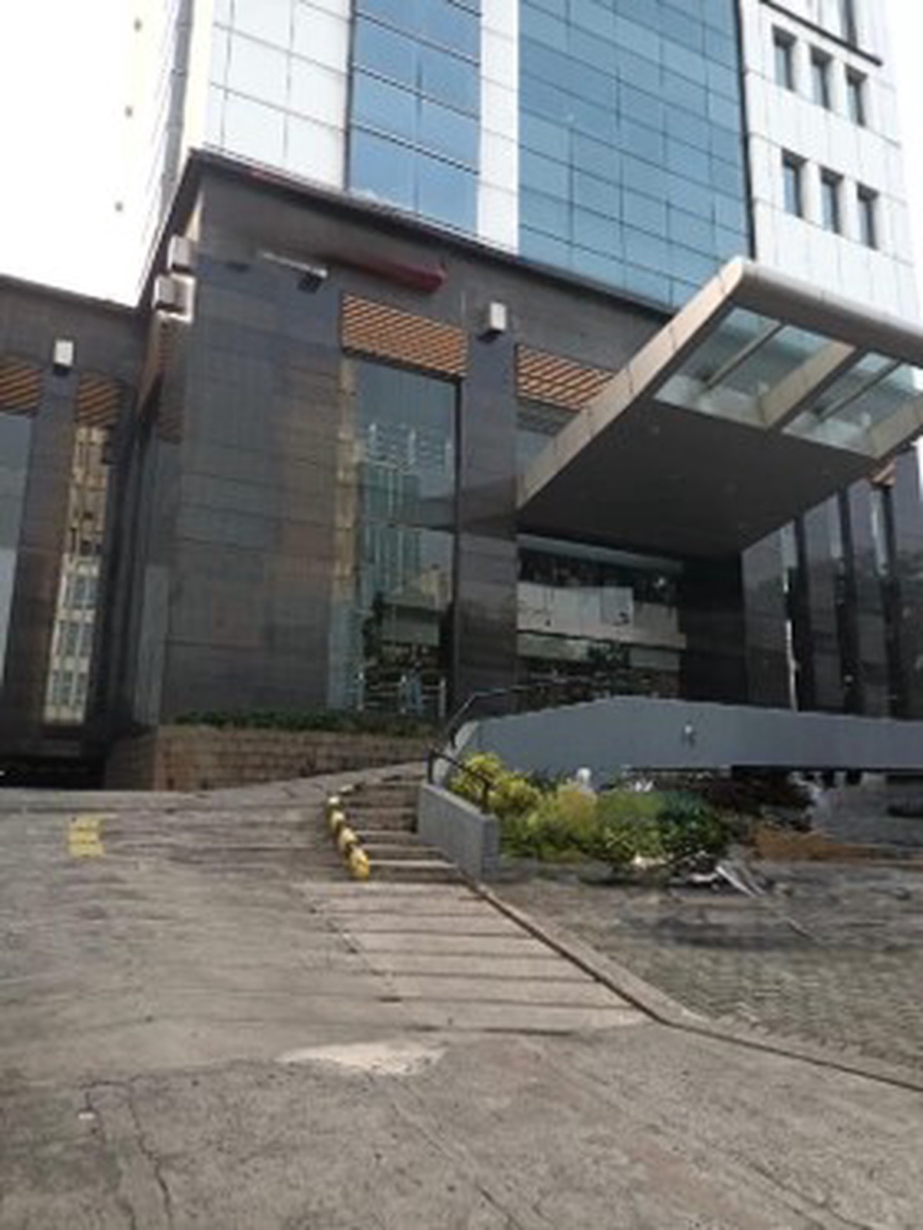 DIJUAL - GEDUNG PERKANTORAN PREMIUM DI CBD JAKARTA BARAT