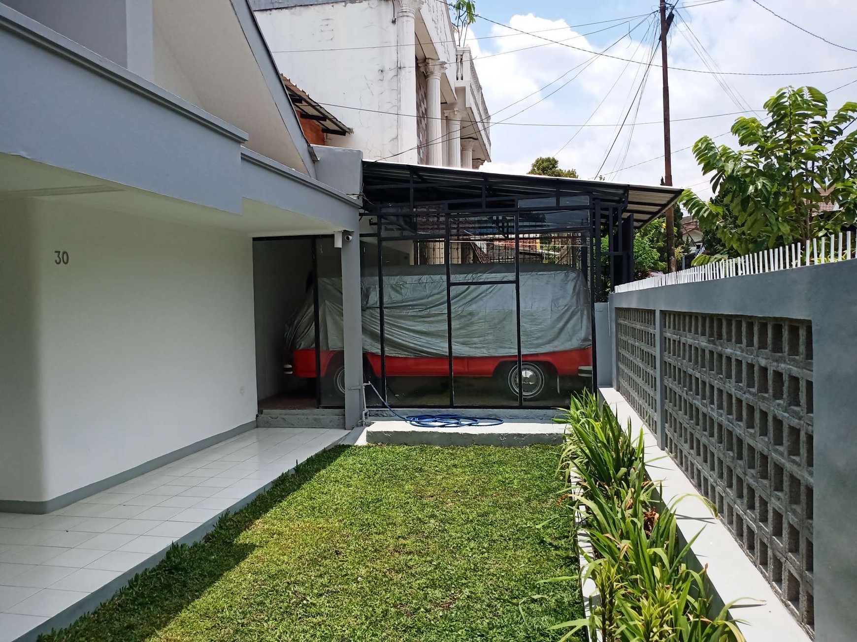 Rumah tenang dan nyaman di Sukaluyu, Sayap Cikutra, Bandung!