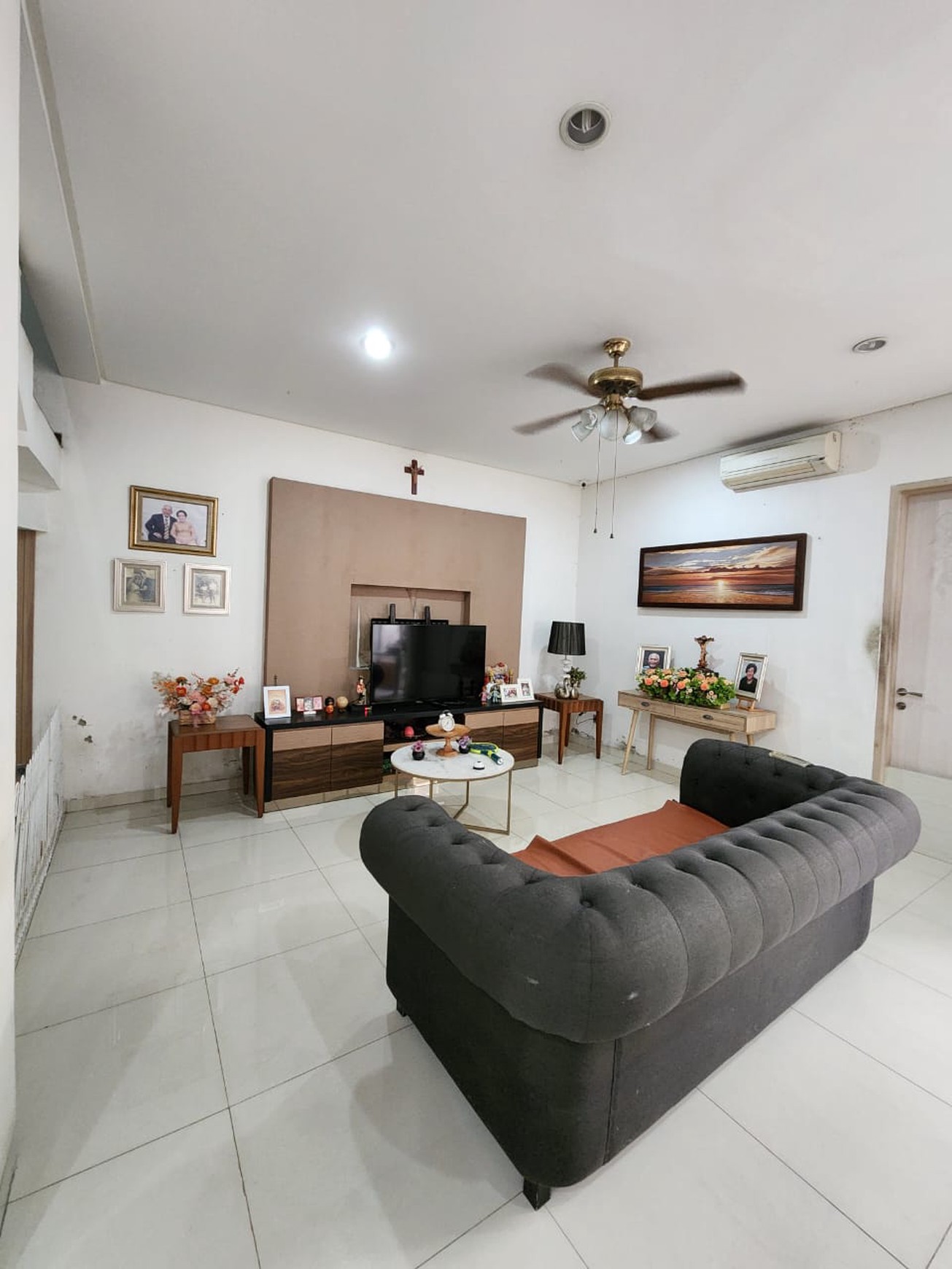 Dijual Rumah Artistik di Setiabudi, Jakarta Selatan