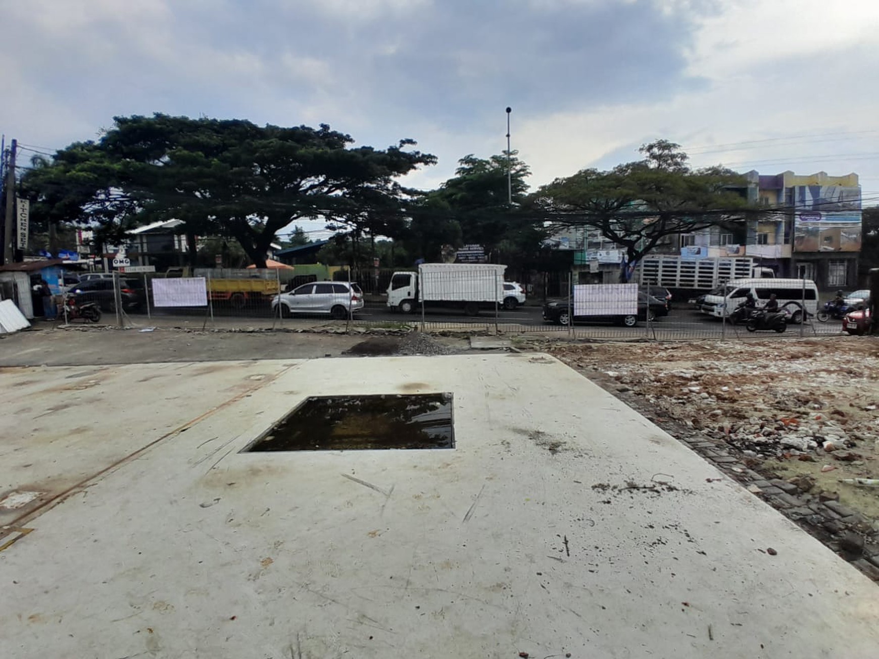 Kesempatan Investasi Tanah Komersial Jalan alternatif Cibubur harga murah di bawah NJOP