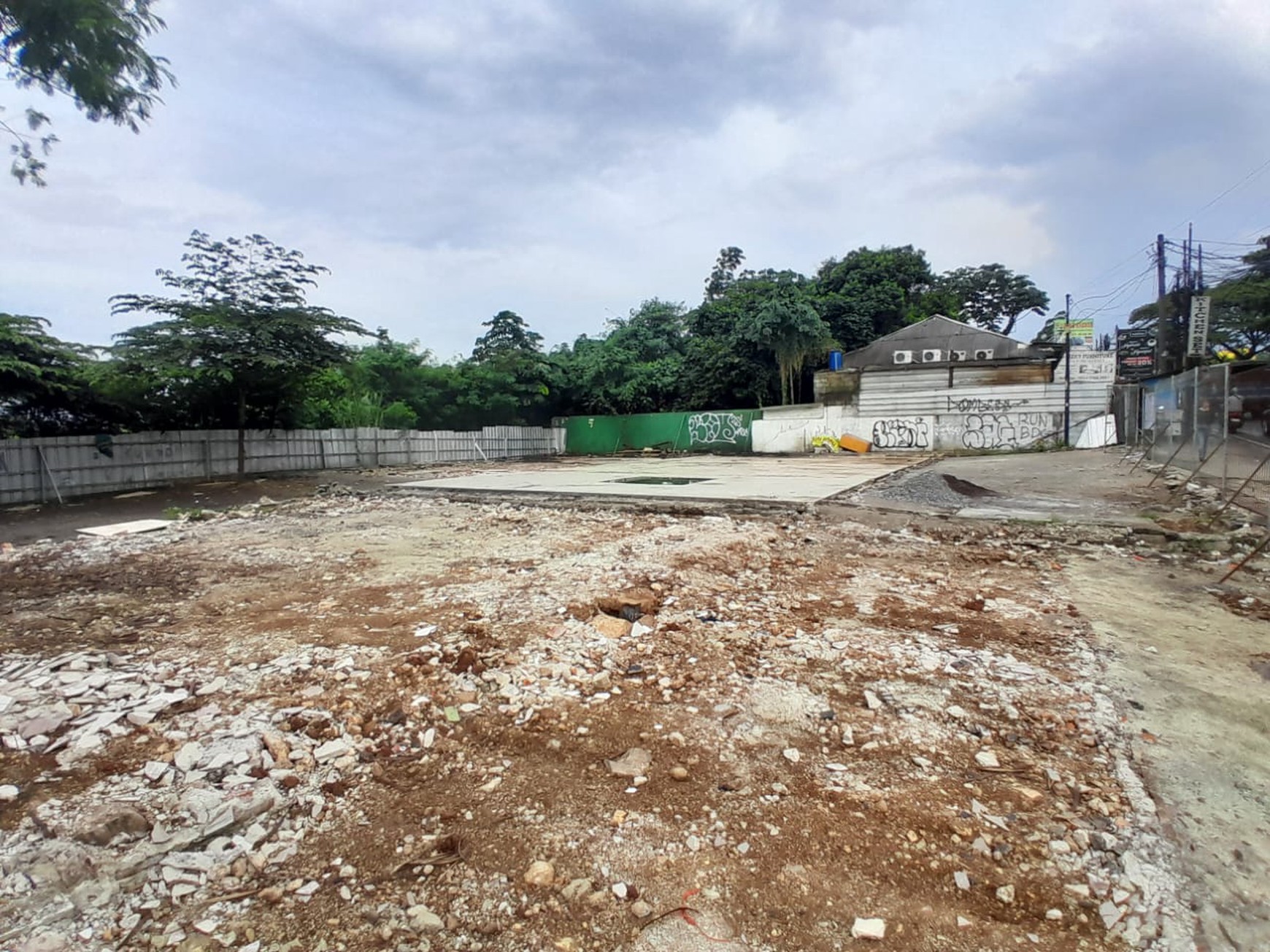 Kesempatan Investasi Tanah Komersial Jalan alternatif Cibubur harga murah di bawah NJOP