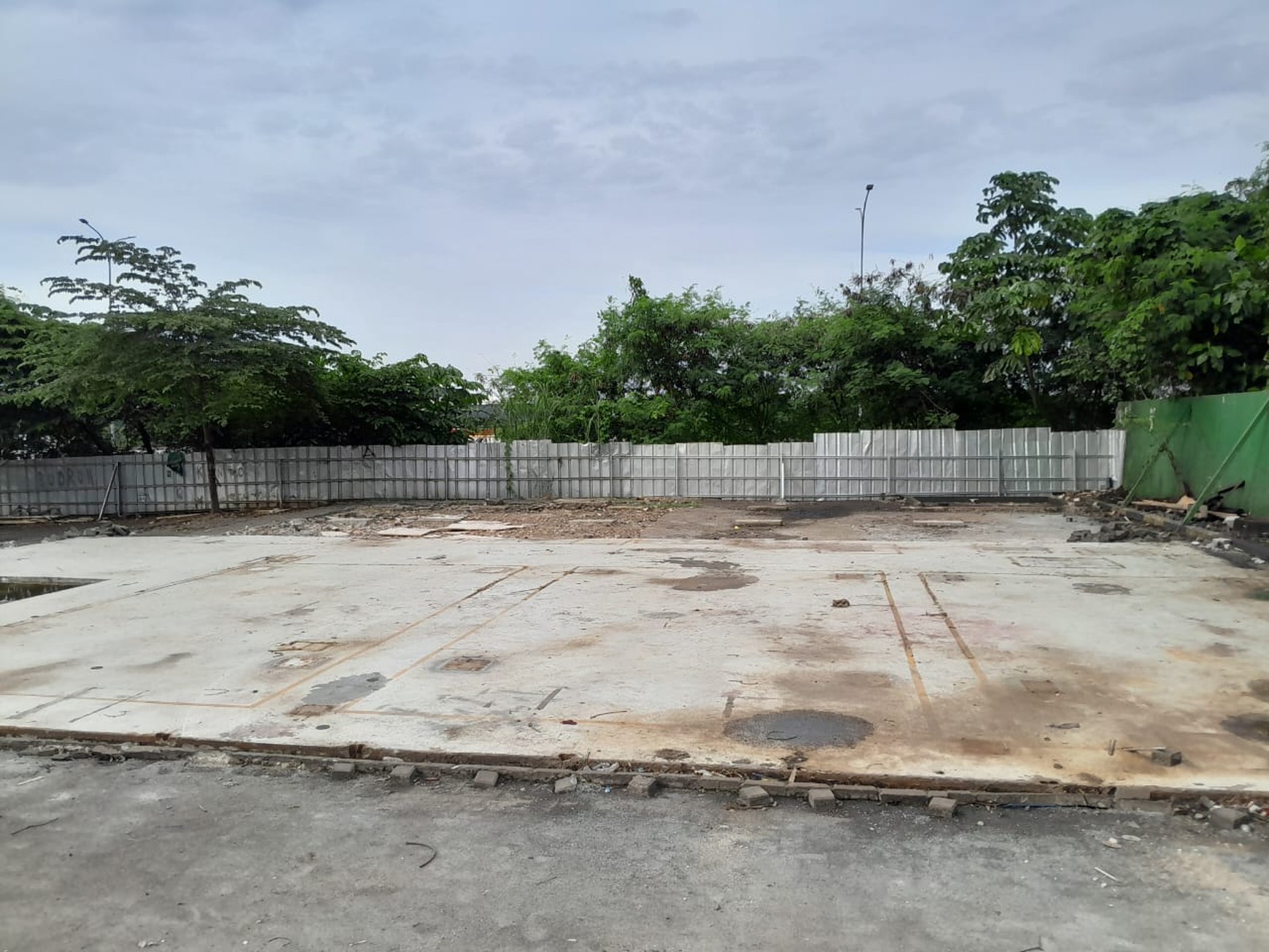 Kesempatan Investasi Tanah Komersial Jalan alternatif Cibubur harga murah di bawah NJOP