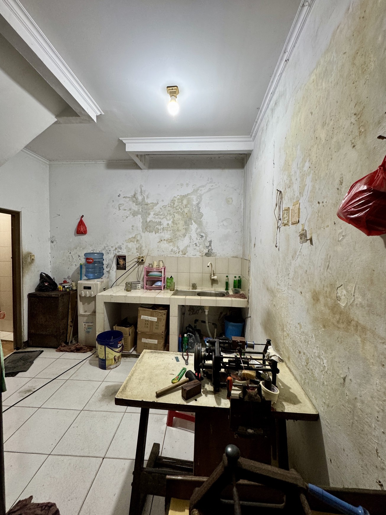 Dijual Rumah di Dwiwarna IV, Karang Anyar, Jakarta Pusat