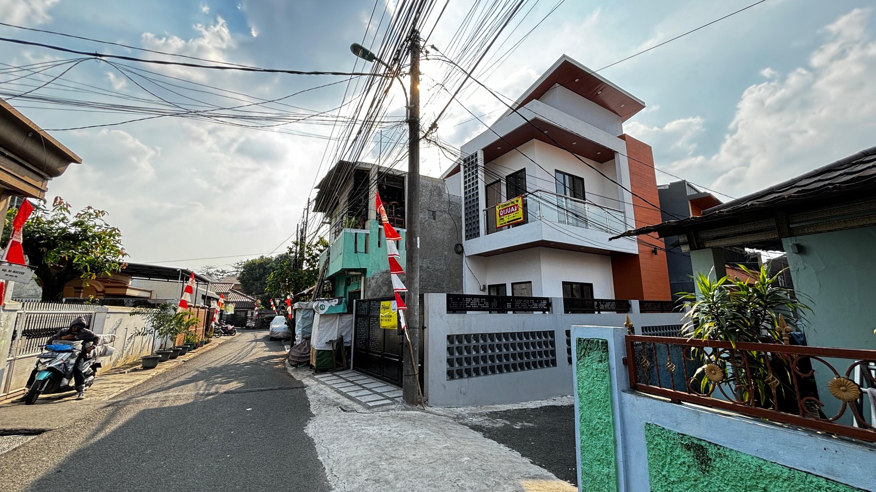 Rumah Baru 2 Lantai Di Kelapa Dua Ciracas Jakarta Timur 10 Menit Ke LRT & Pintu Toll
