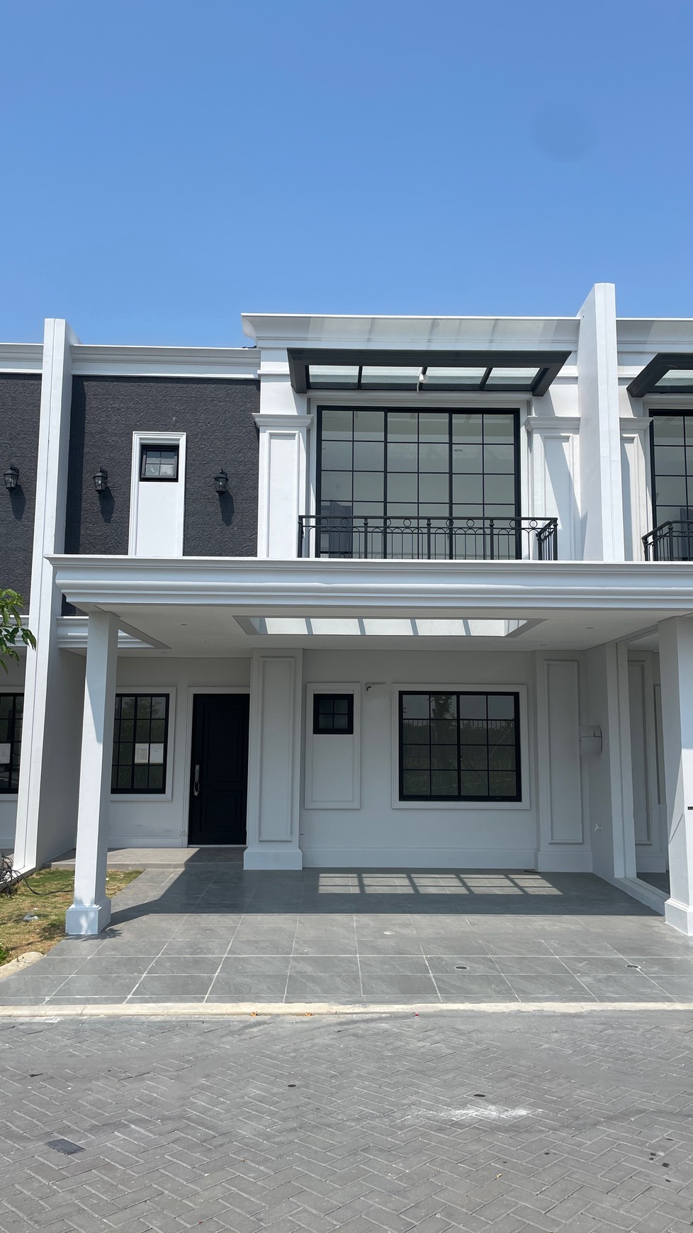 Rumah Cluster Villa Pasir Putih PIK2 - Lokasi Premium, Siap Huni!
