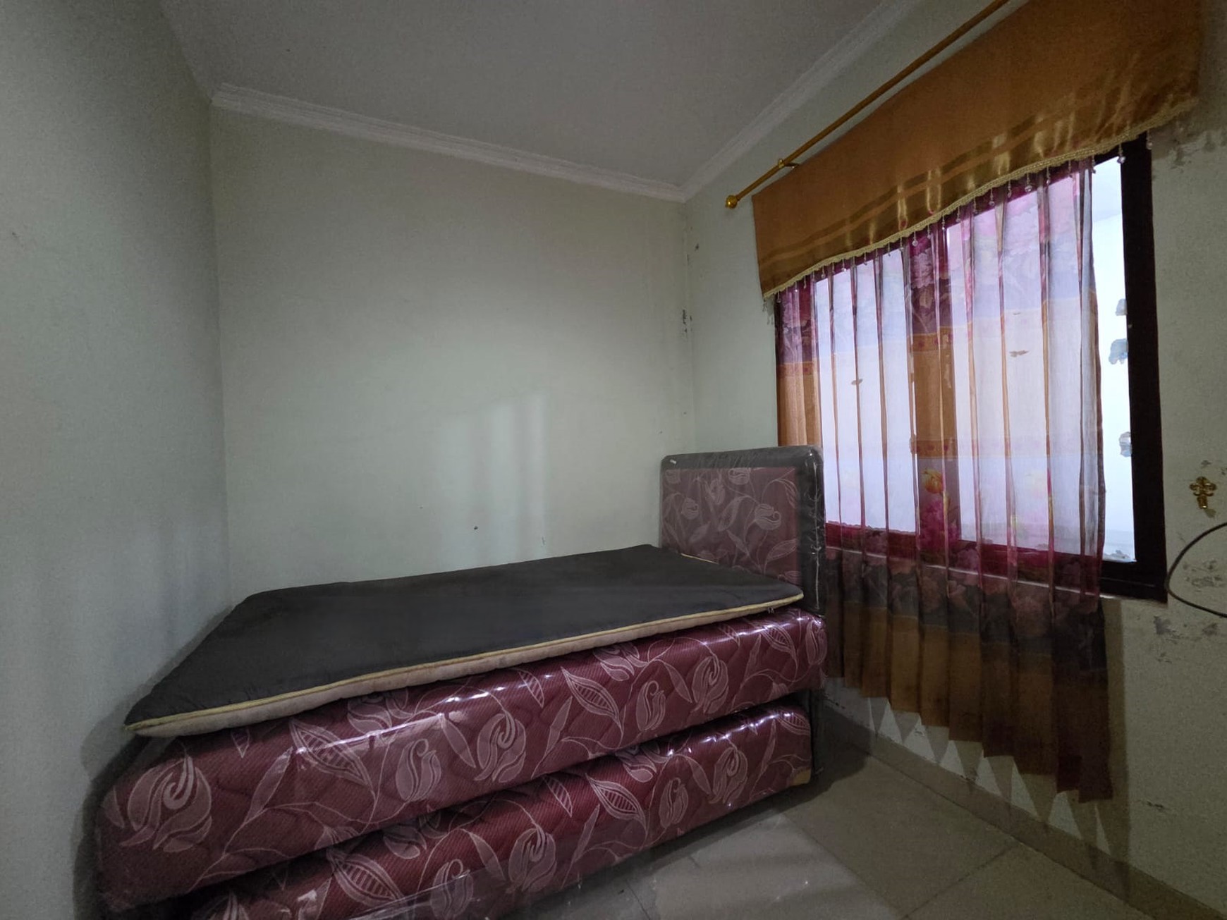 Rumah mungil siap huni di Sawangan Depok