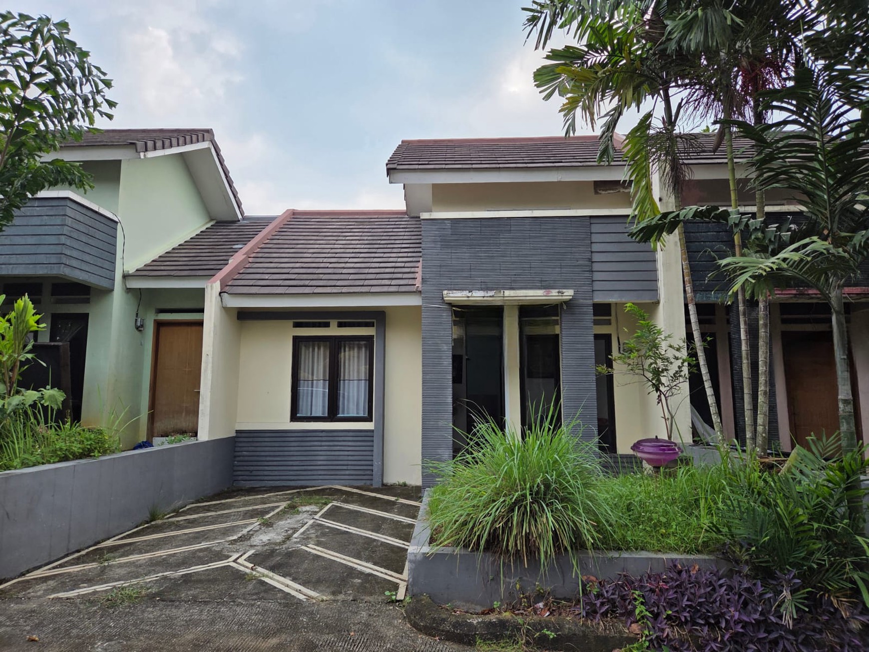 Rumah mungil siap huni di Sawangan Depok