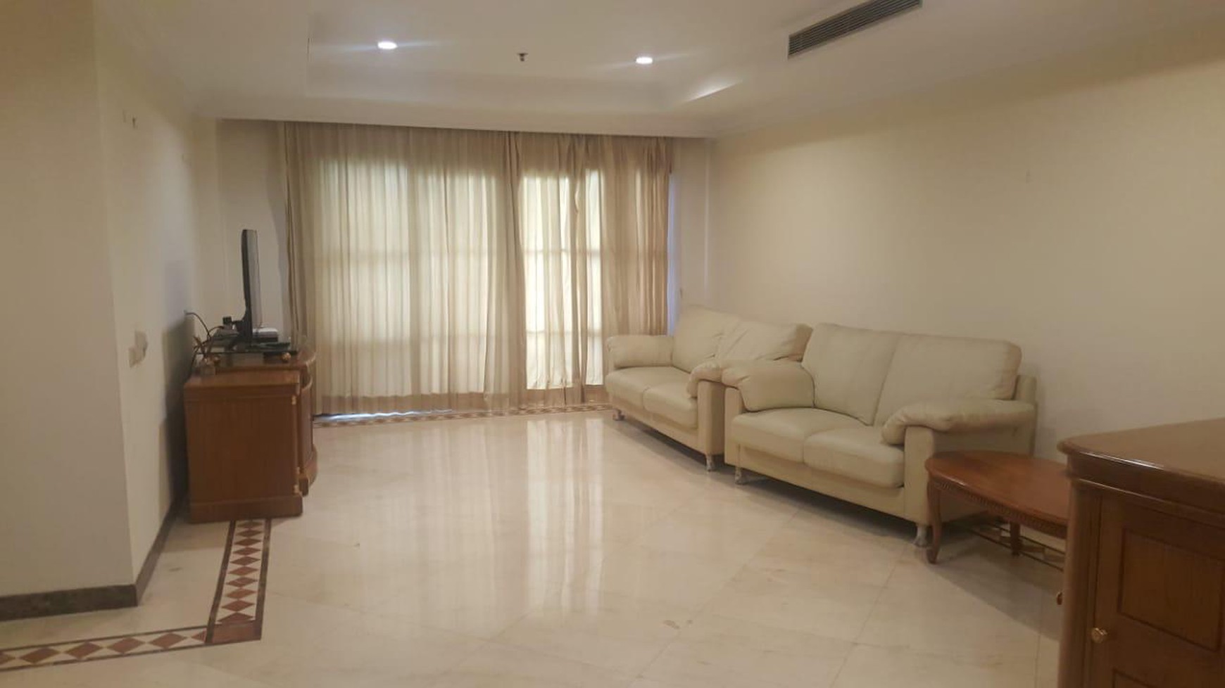 DIJUAL APARTEMEN MEWAH DI KUSUMA CHANDRA APARTMENT - SCBD SENAYAN