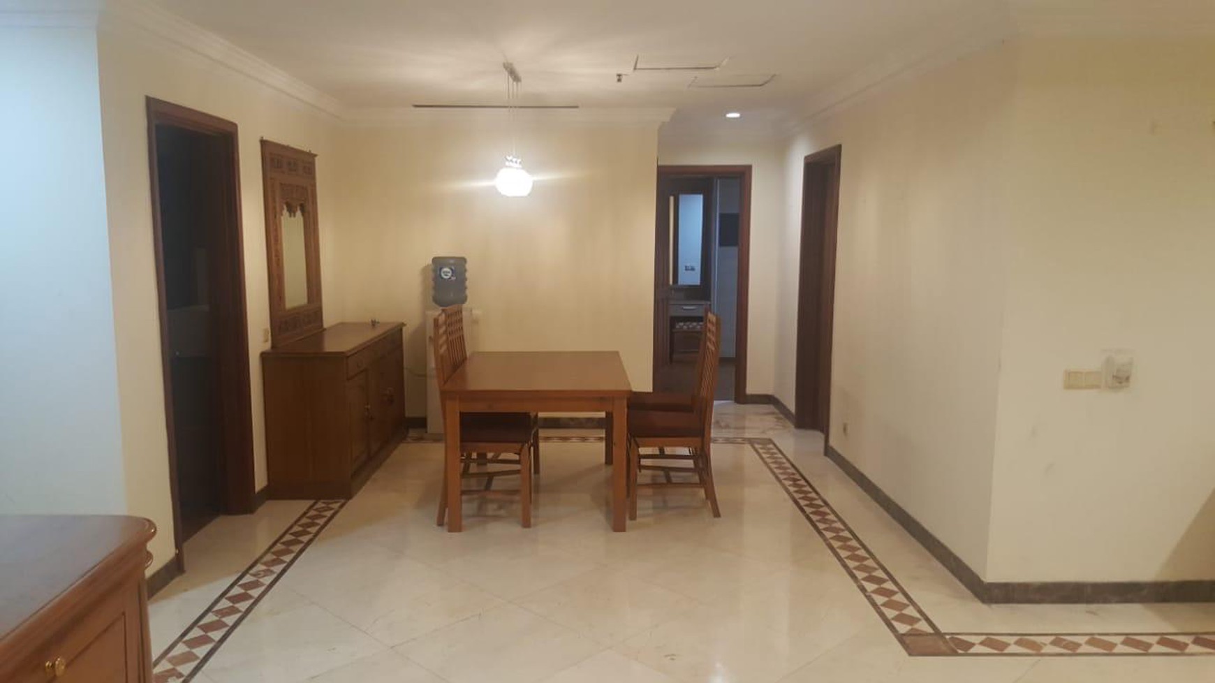 DIJUAL APARTEMEN MEWAH DI KUSUMA CHANDRA APARTMENT - SCBD SENAYAN