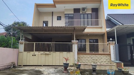 Dijual Rumah 2 lantai SHM di Pondok Mutiara Sidoarjo