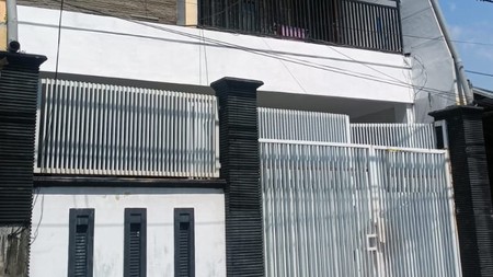 Dijual Rumah 2 lantai Pusat Kota di Jalan Petemon Surabaya
