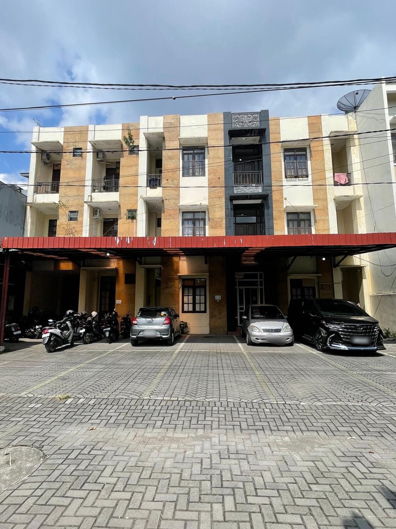 Investasi Rumah kost Furnish 15 Kamar Tidur Lokasi Area Kampus UGM, Caturtunggal, Depok, Sleman