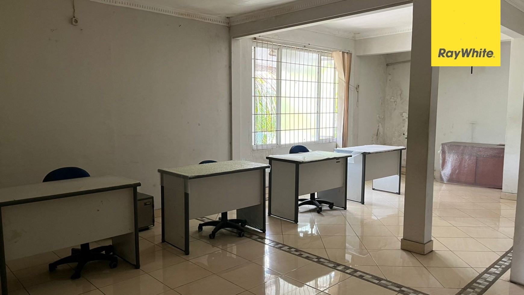 Dijual Murah Rumah Siap Huni JL Cempaka Surabaya Pusat