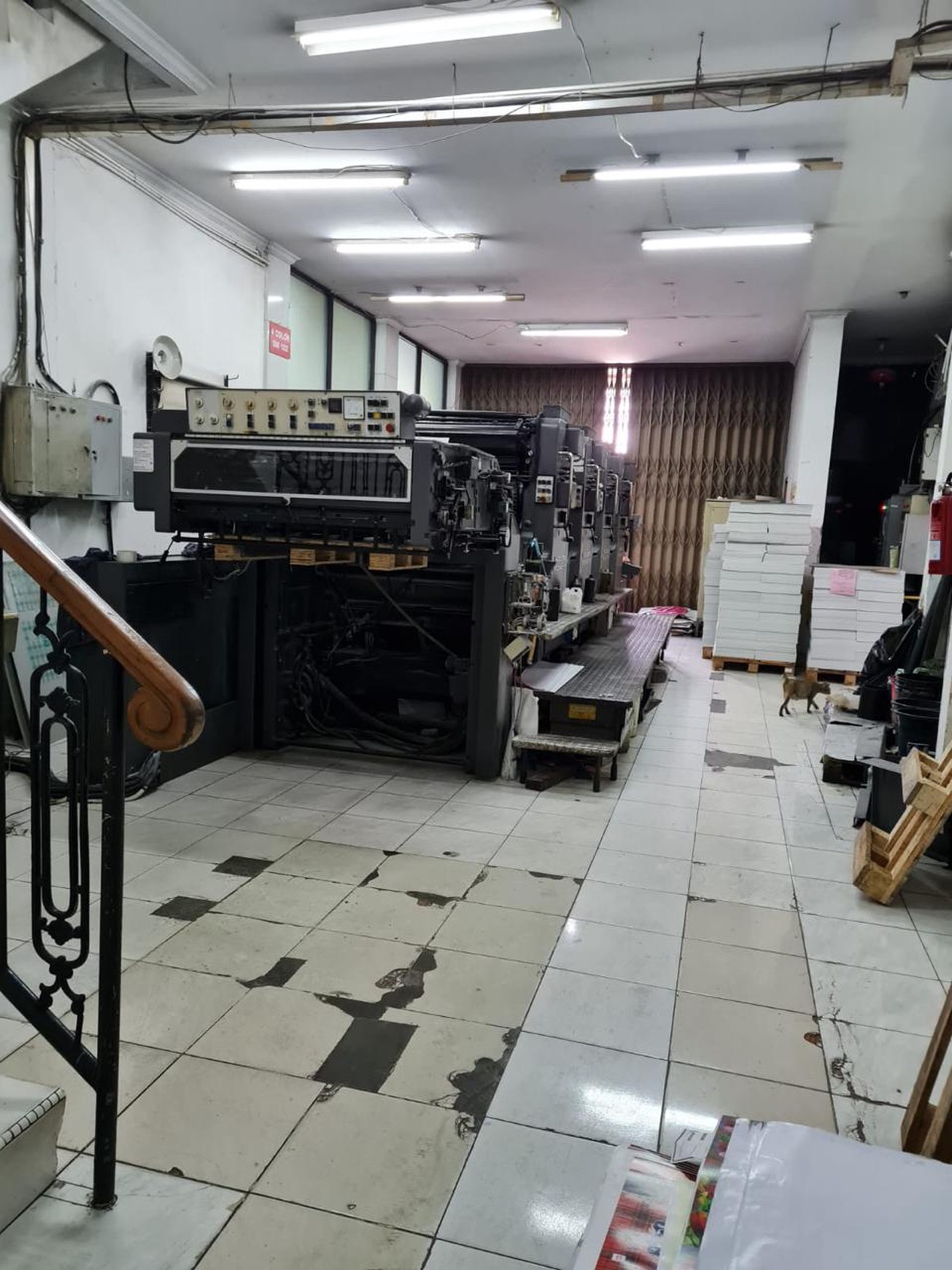 Gudang 3 in 1 (workshop + Office 4 lantai) luas 1409 m2 di Kalibaru timur, Kemayoran Jakarta Pusat.