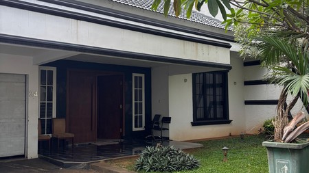 Dijual Rumah Idaman 4 Kamar Tidur + Kolam Renang Siap Huni Di Gaharu Jakarta Selatan.