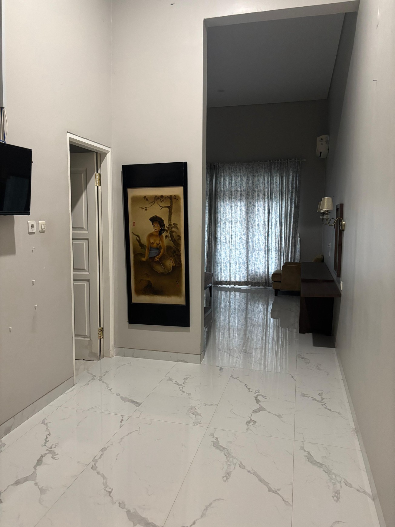 Dijual Rumah Idaman 4 Kamar Tidur + Kolam Renang Siap Huni Di Gaharu Jakarta Selatan.