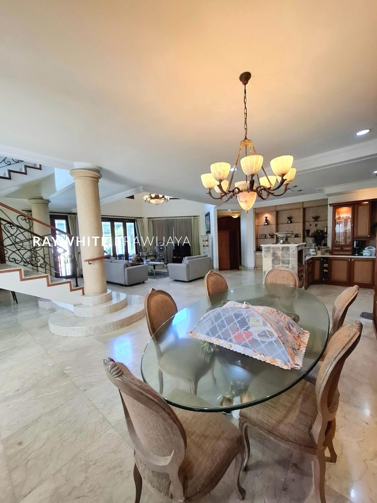 Rumah Siap Huni Area Pondok Indah