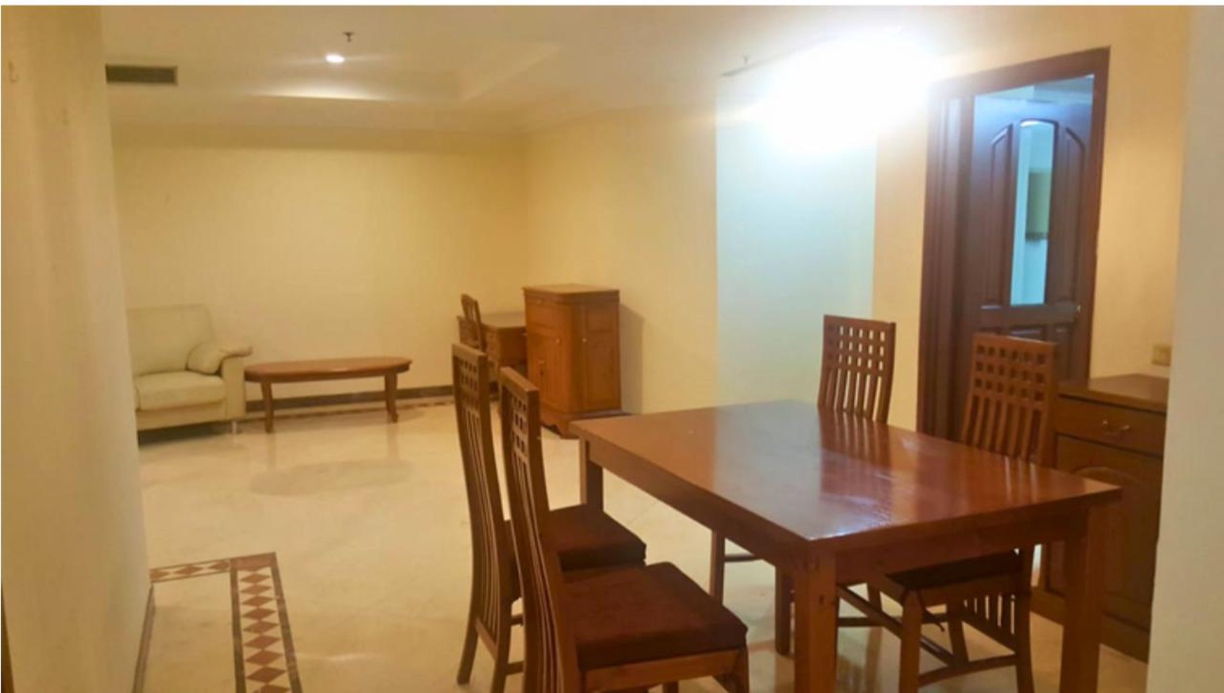 Dijual For Sale Kusuma Chandra Apartment! Location : Senayan Central Business District (SCBD).