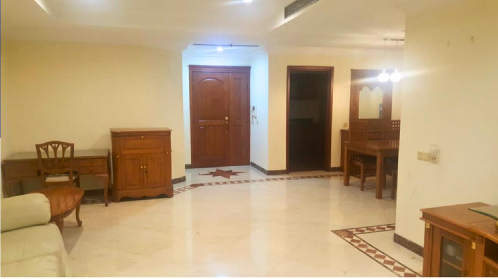Dijual For Sale Kusuma Chandra Apartment! Location : Senayan Central Business District (SCBD).