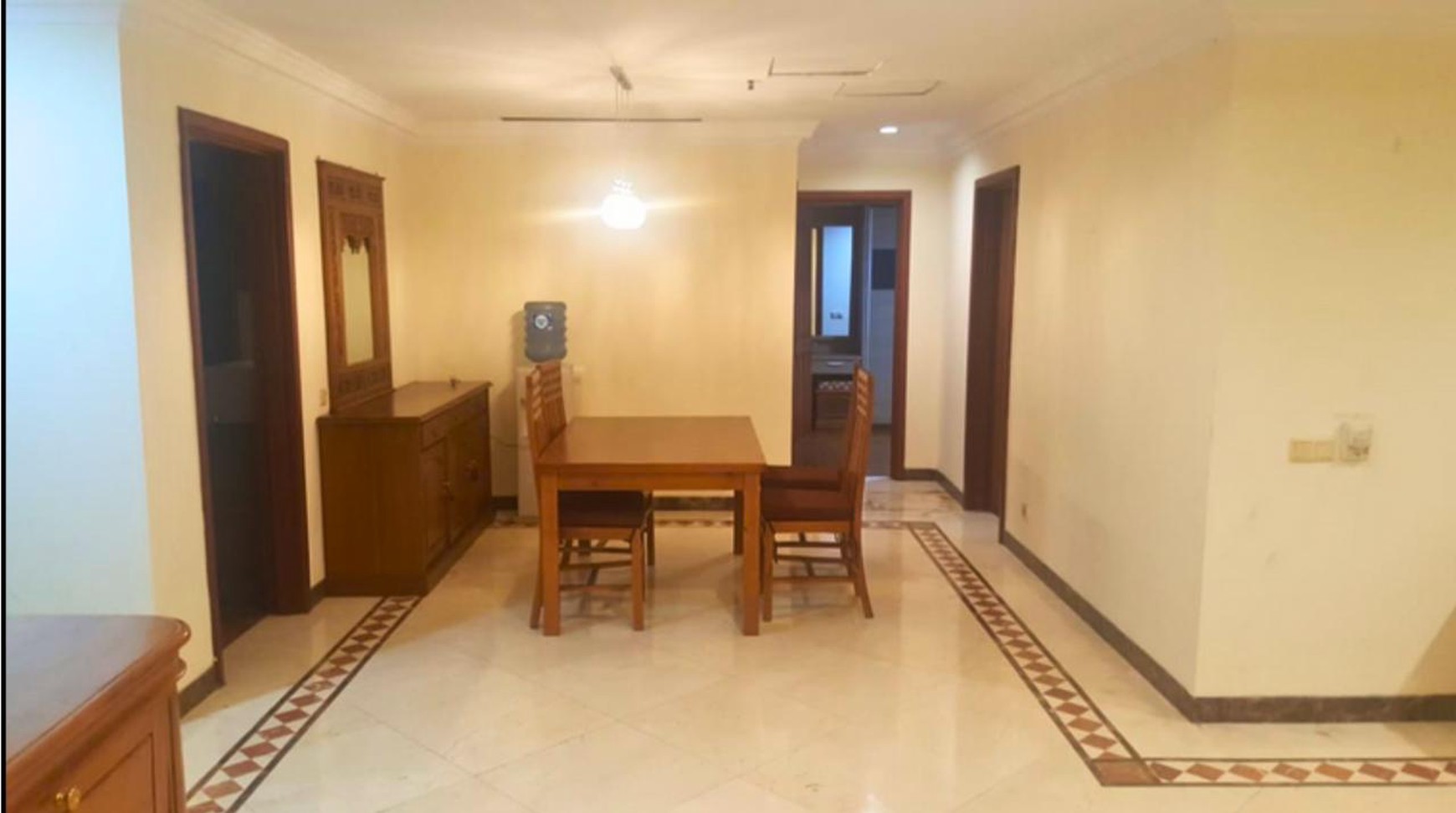 Dijual For Sale Kusuma Chandra Apartment! Location : Senayan Central Business District (SCBD).