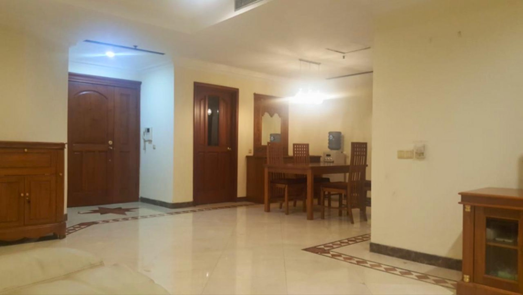 Dijual For Sale Kusuma Chandra Apartment! Location : Senayan Central Business District (SCBD).
