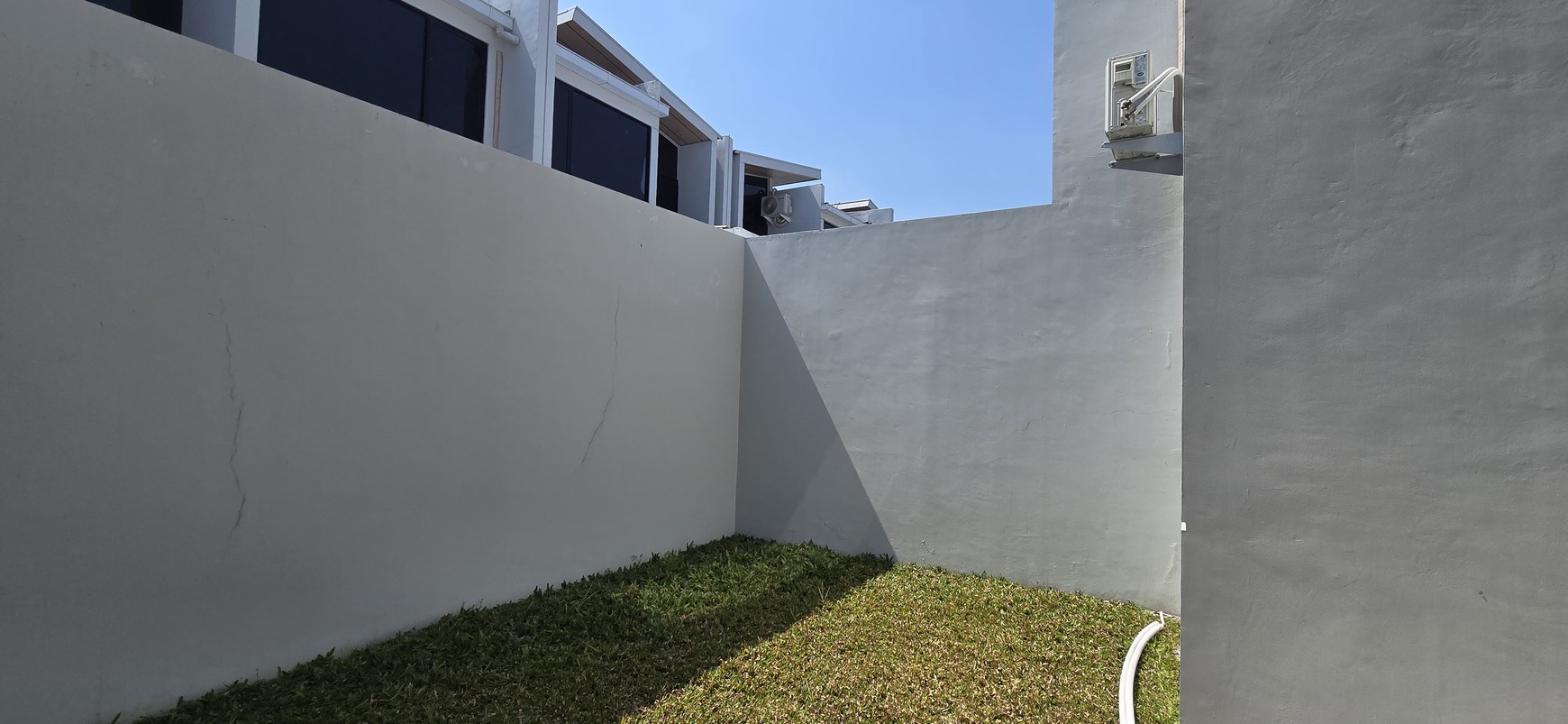 Rumah Modern di Cendana Spark Lippo Cikarang - Siap Huni & Nyaman!