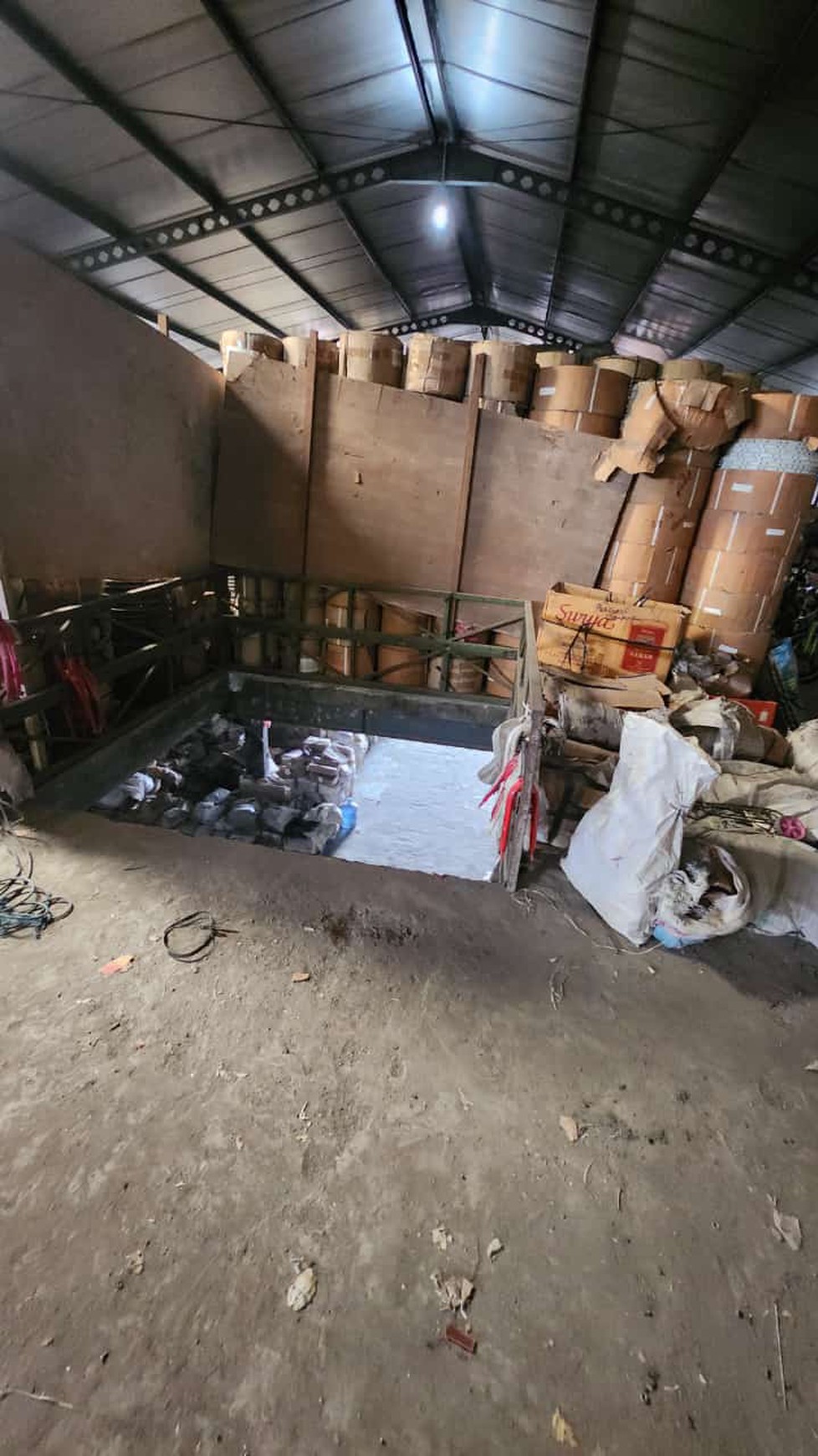Dijual Gudang Kalianak Timur Akses Kontainer 40 feet