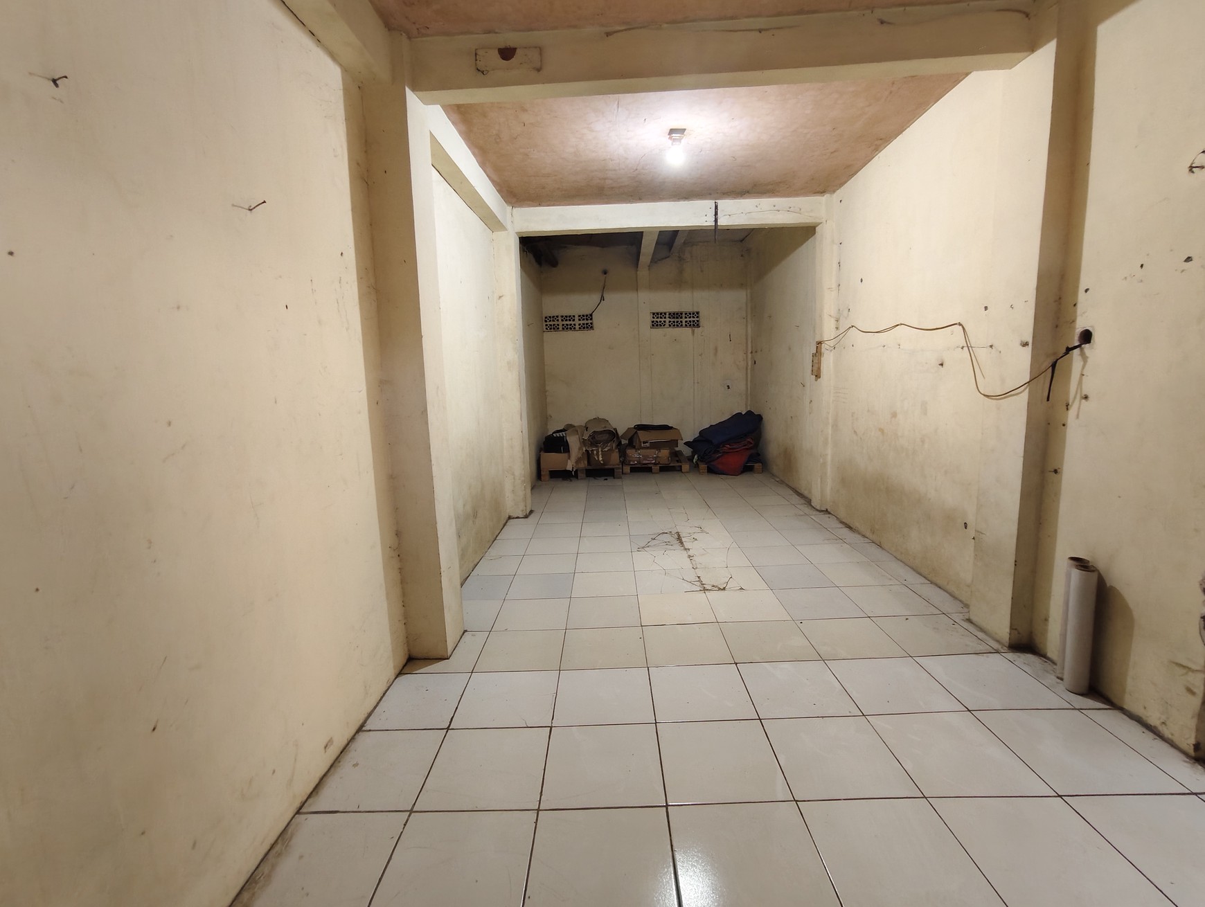 Rumah di Jl. Raya Ciangsana