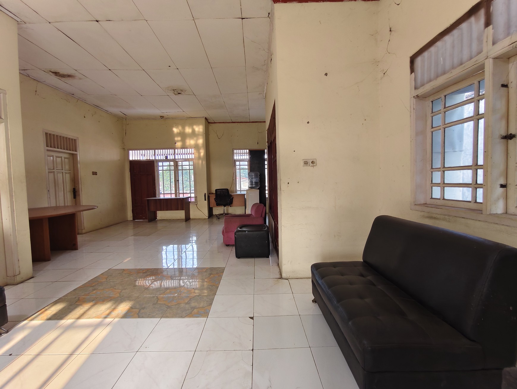 Rumah di Jl. Raya Ciangsana