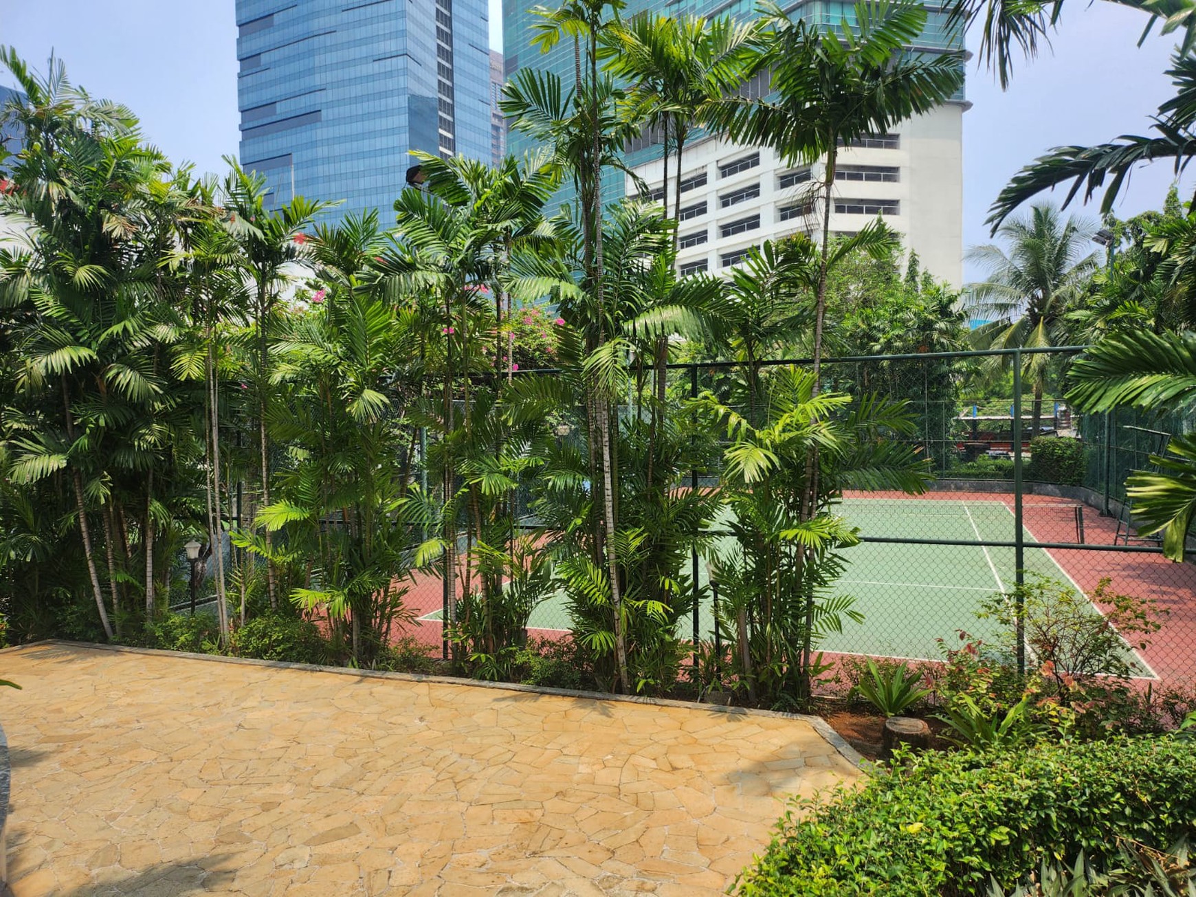 Dijual Hunian Eksklusif Apartemen di Aryaduta Semanggi, Siap Huni dan Lokasi Premium.