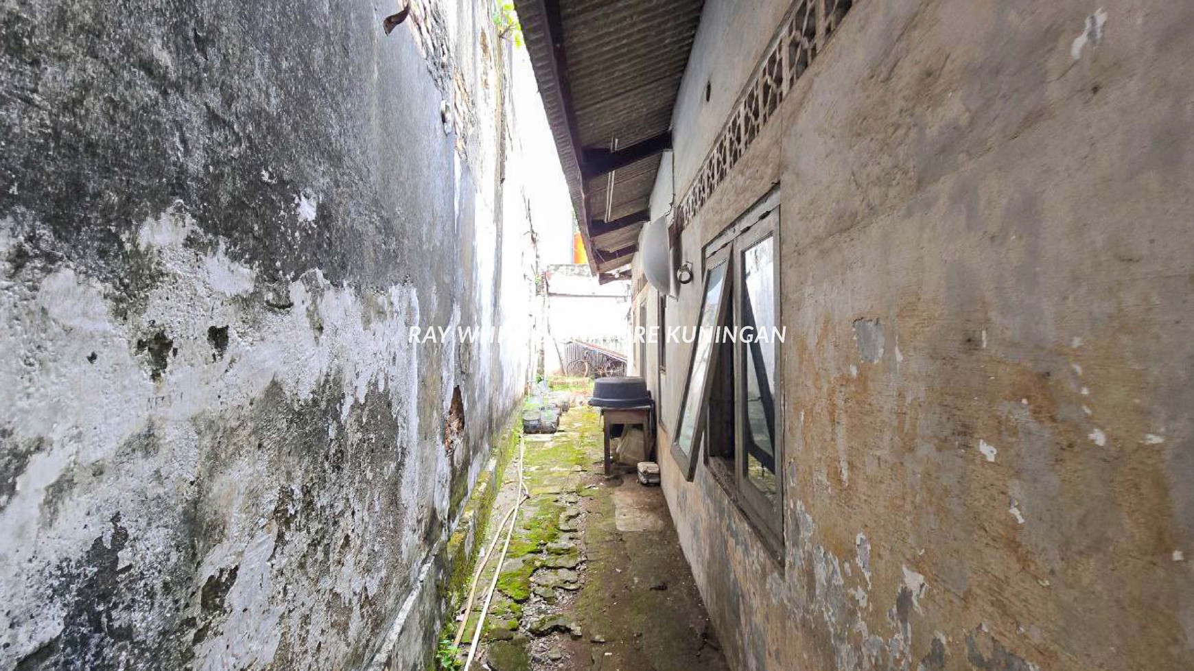 Dijual Tanah Dan Bangunan Di Cilandak Barat Lokasi Dekat Fatmawati Raya 