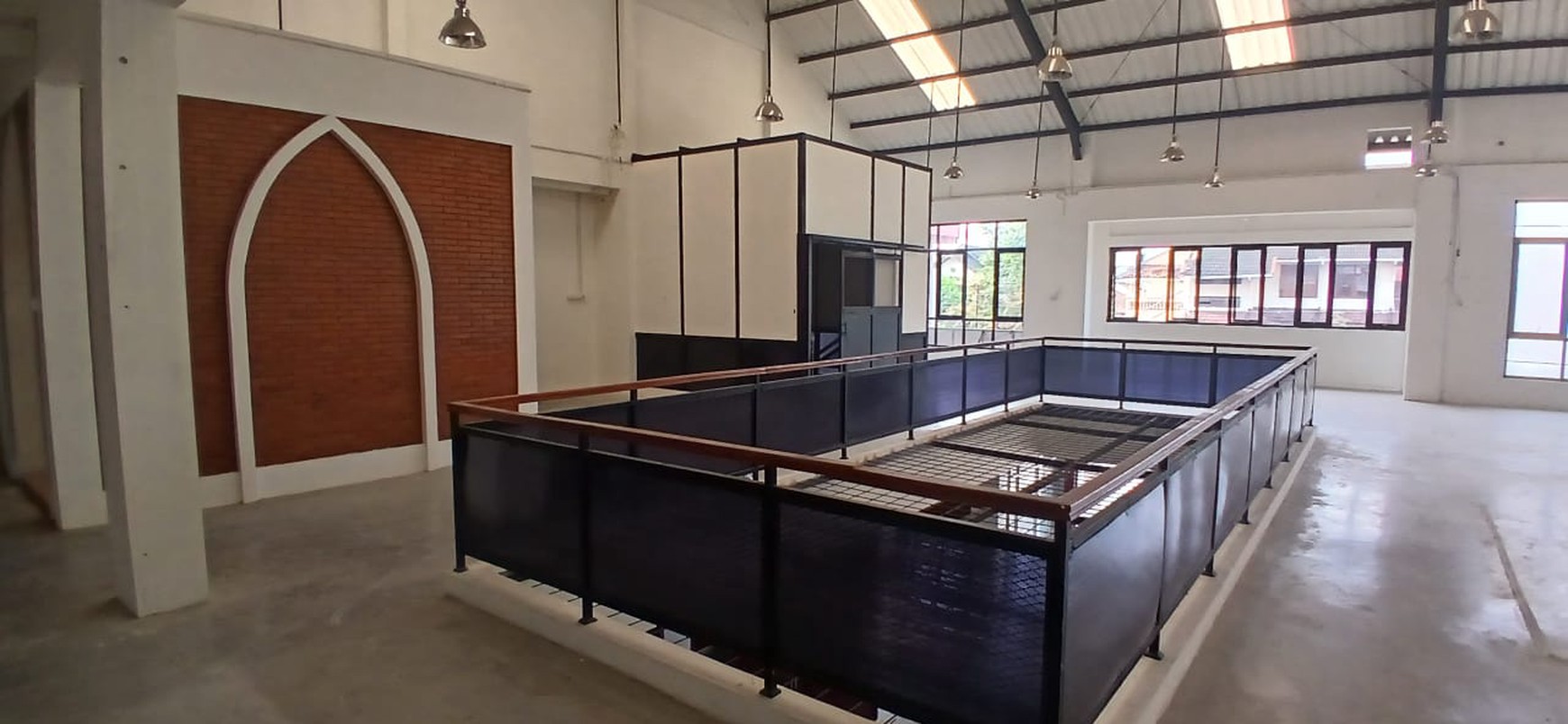 Bangunan Komersial Cocok Untuk Usaha Lokasi Strategis Dekat Pasar Kolombo