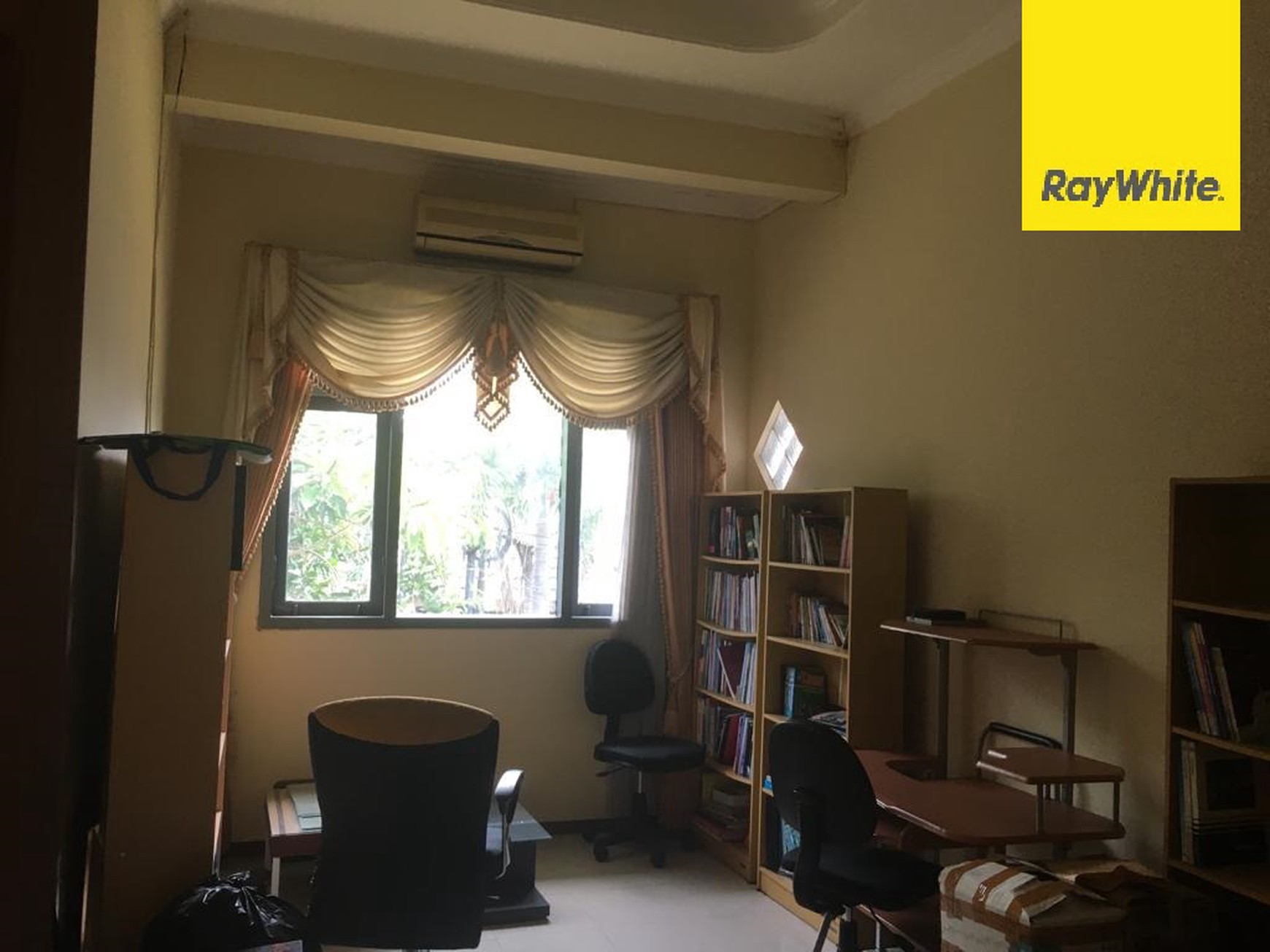 Dijual Rumah 2 lantai di Rungkut Mapan Timur Surabaya