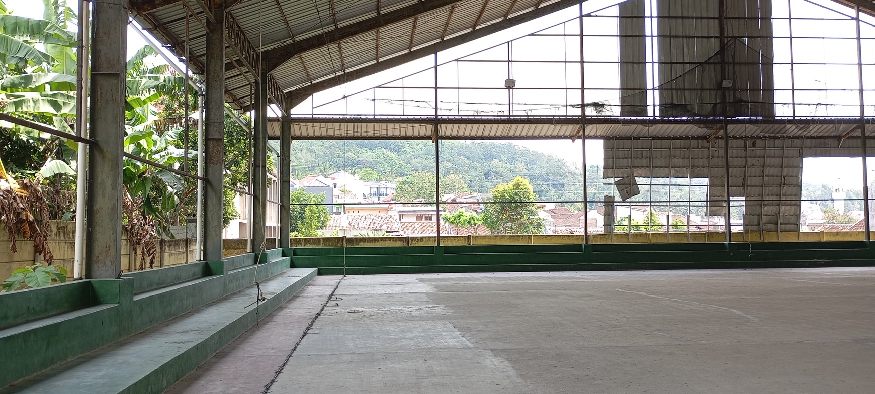 dujual lapangan futsal luas 2966 m2