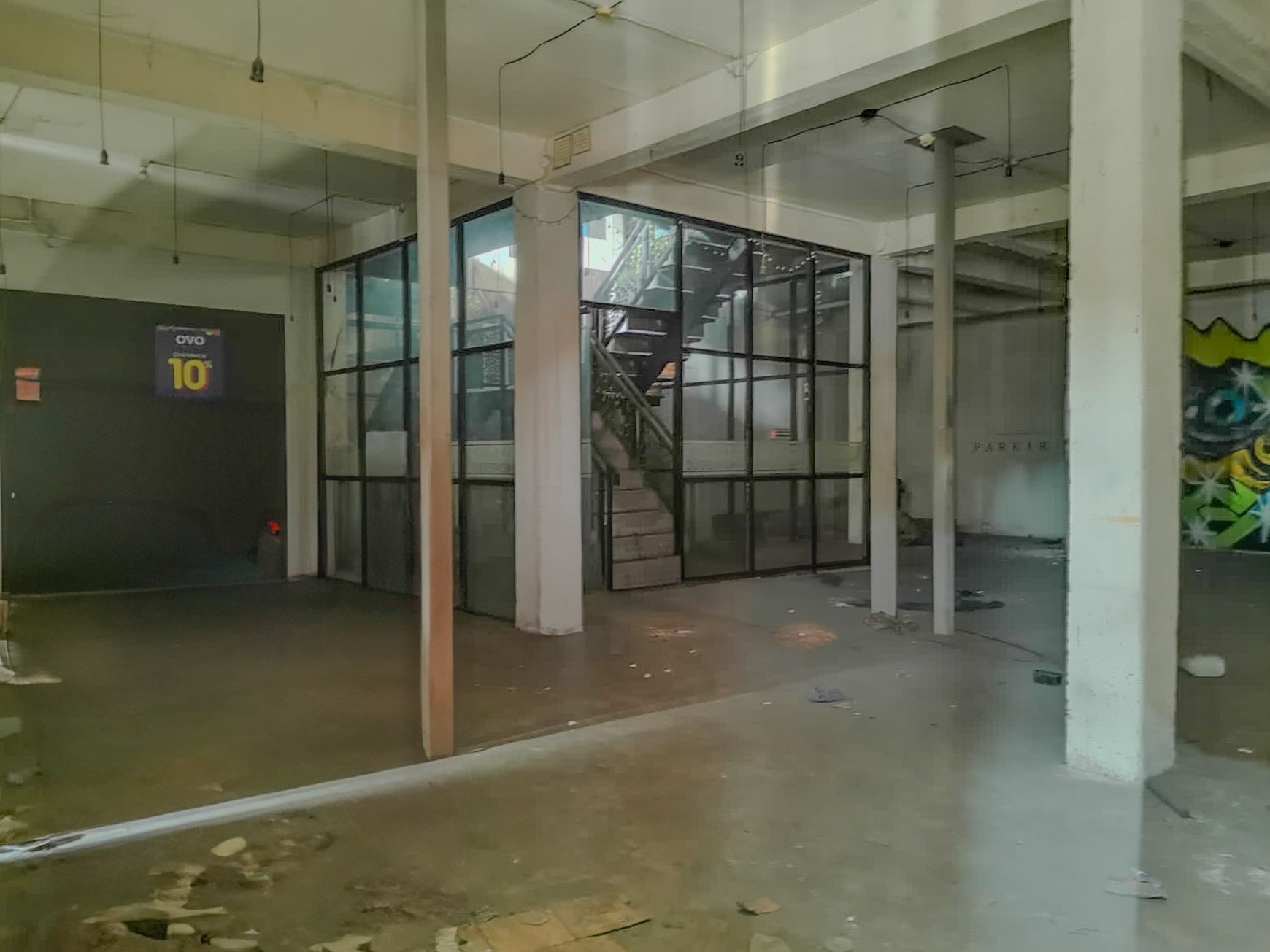 RUKO STRATEGIS JL OTISTA CIPUTAT, DEKAT JALAN TOL, AREA BISNIS JALAN DEWI SARTIKA