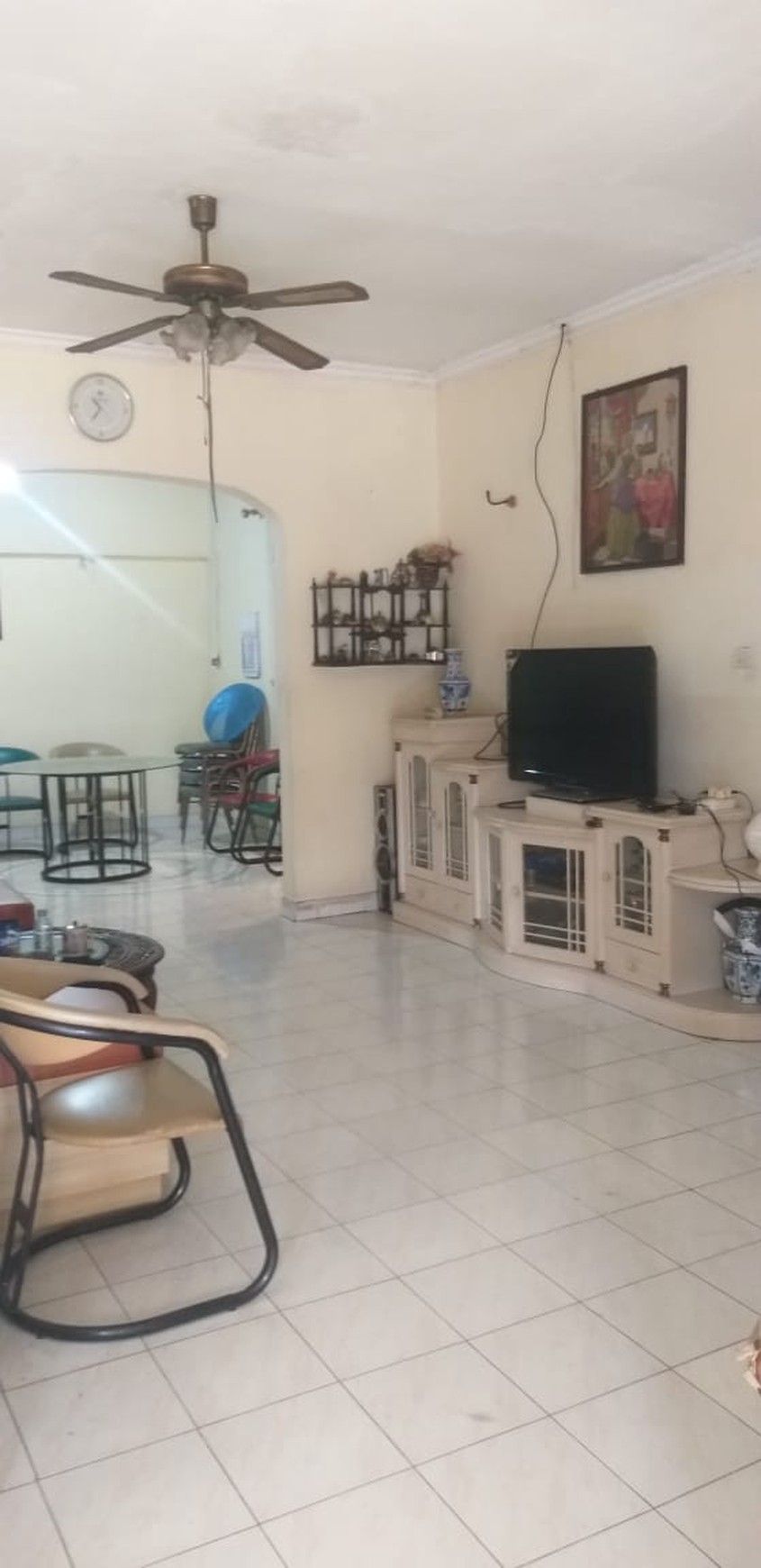 Rumah Asri Sejuk Hijau di Cipayung Jakarta Timur