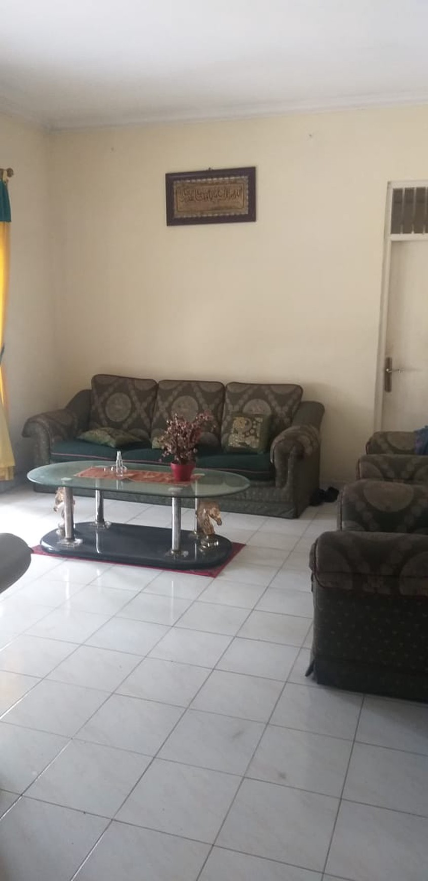 Rumah Asri Sejuk Hijau di Cipayung Jakarta Timur