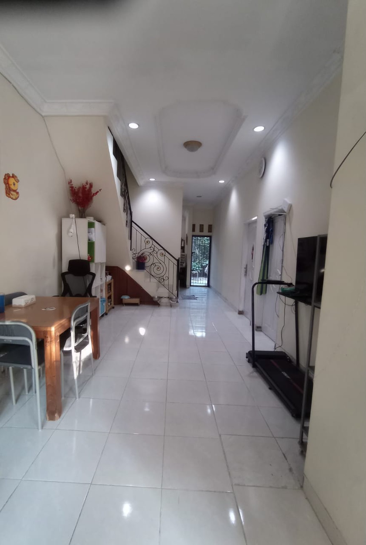 Rumah Hitung Tanah Area Cipete